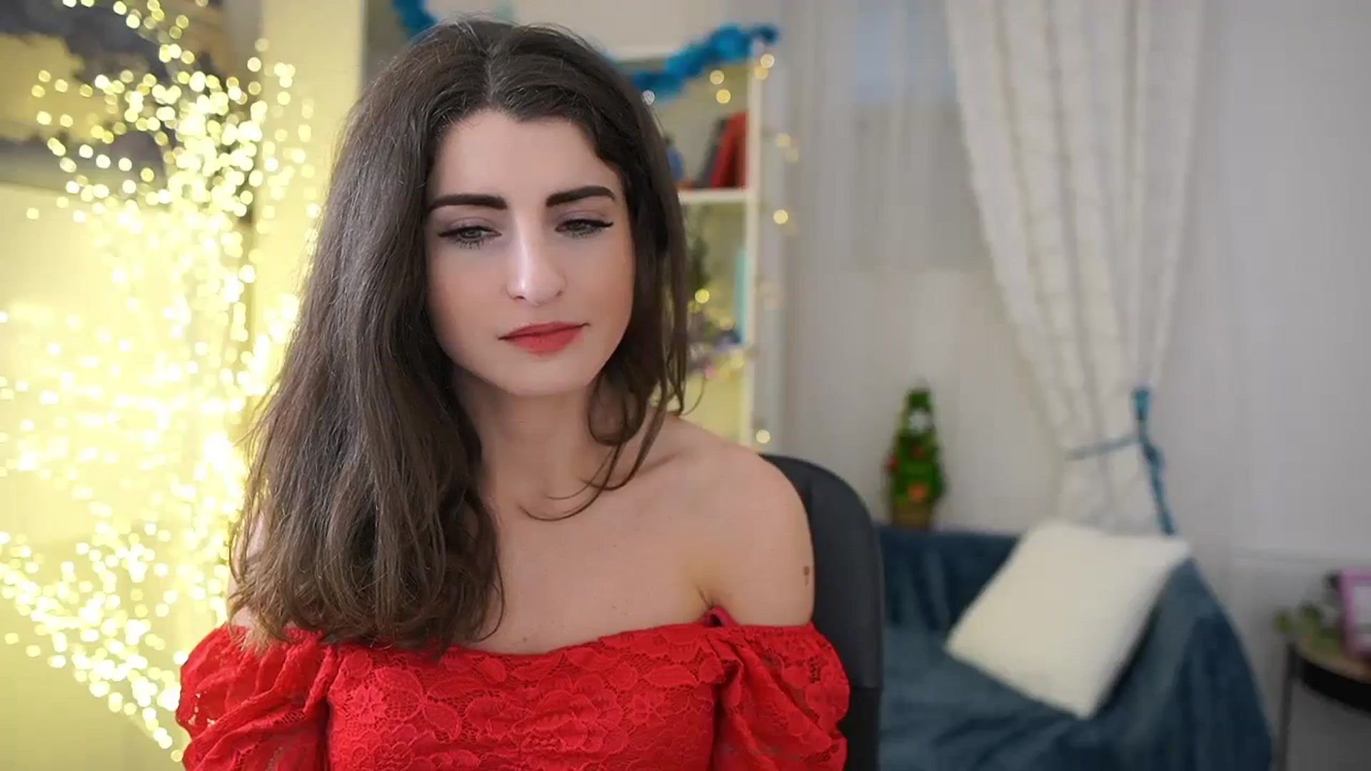 Gallery image thumbnail from EVA__LOVIA_'s myfreecams stream on, 12/06/2023, 14:05 image 10 of 20
