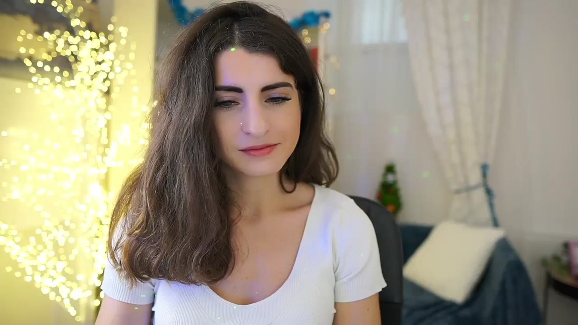 Gallery image thumbnail from EVA__LOVIA_'s myfreecams stream on, 12/07/2023, 11:35 image 14 of 20
