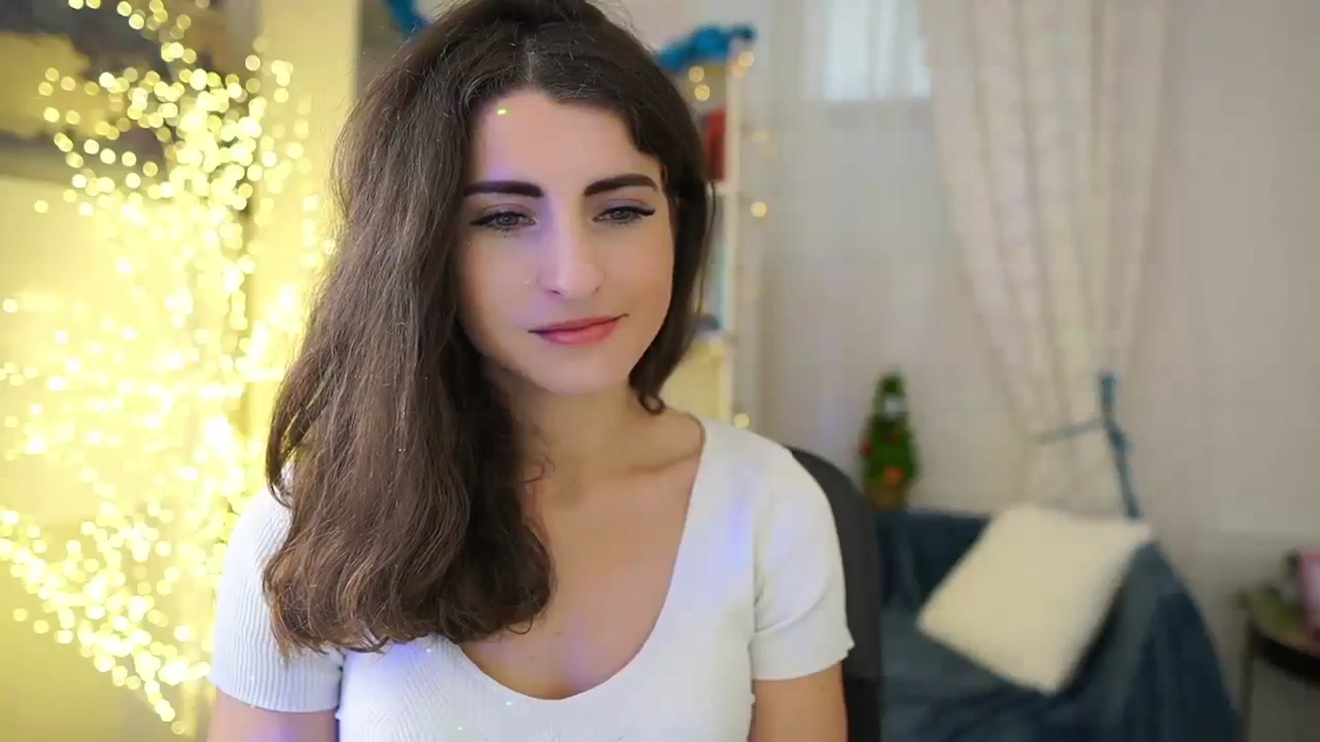 Gallery image thumbnail from EVA__LOVIA_'s myfreecams stream on, 12/07/2023, 11:35 image 10 of 20