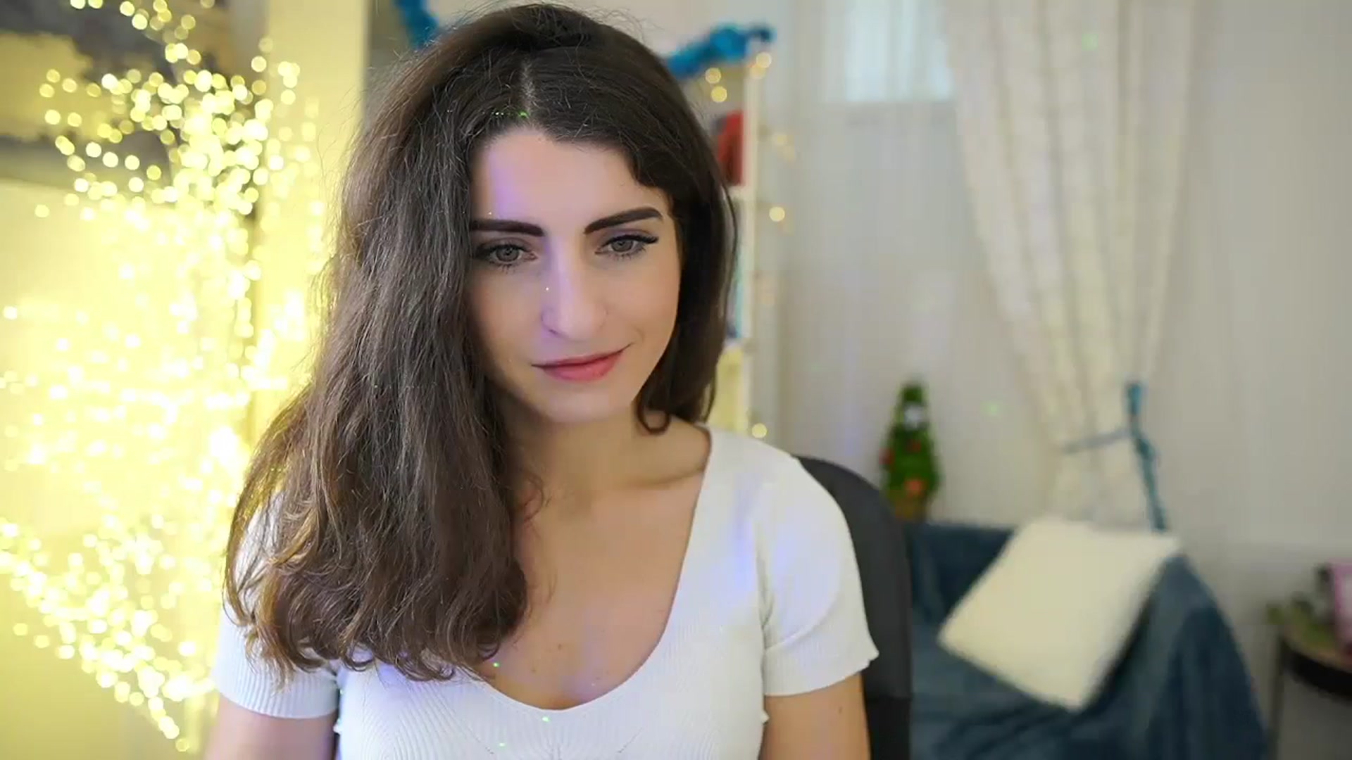 Gallery image thumbnail from EVA__LOVIA_'s myfreecams stream on, 12/07/2023, 11:35 image 12 of 20