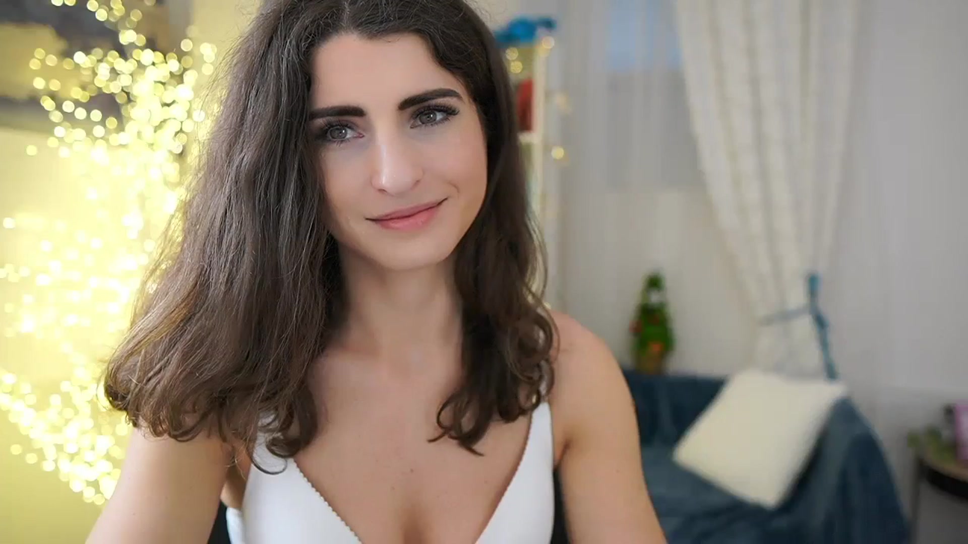 Gallery image thumbnail from EVA__LOVIA_'s myfreecams stream on, 12/07/2023, 14:15 image 16 of 20