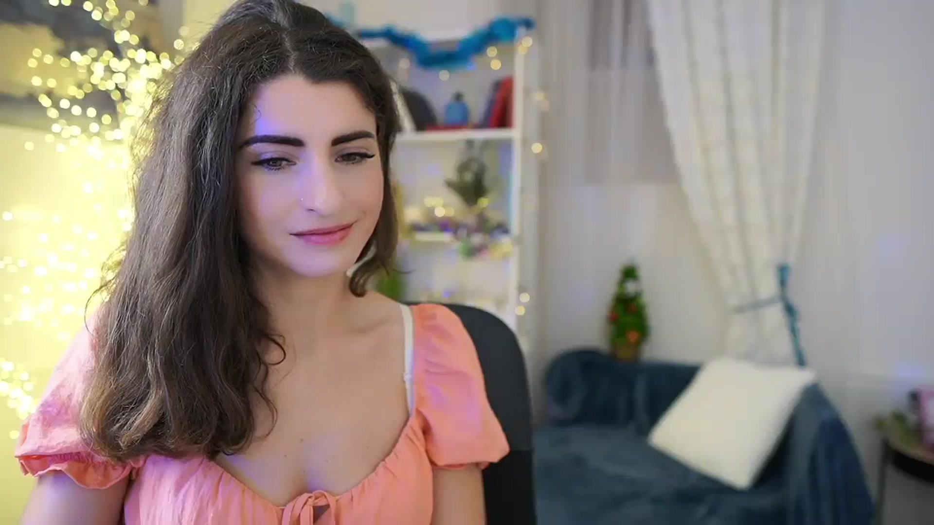 Gallery image thumbnail from EVA__LOVIA_'s myfreecams stream on, 12/08/2023, 16:29 image 14 of 20