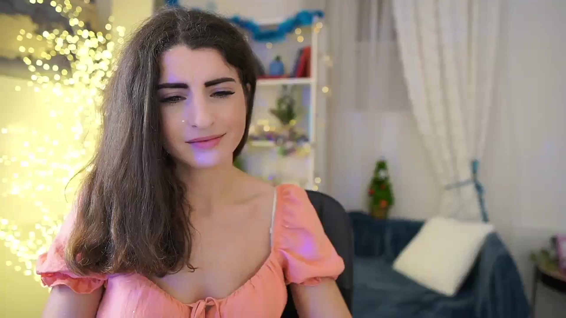 Gallery image thumbnail from EVA__LOVIA_'s myfreecams stream on, 12/08/2023, 18:18 image 14 of 20