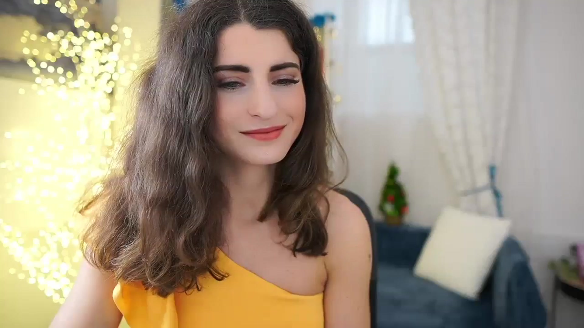 Gallery image thumbnail from EVA__LOVIA_'s myfreecams stream on, 12/14/2023, 11:52 image 8 of 20