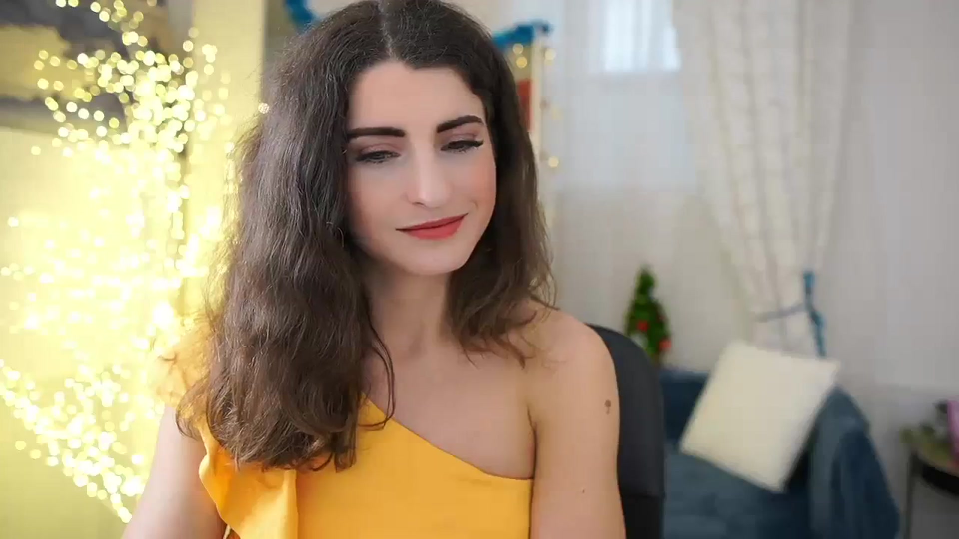 Gallery image thumbnail from EVA__LOVIA_'s myfreecams stream on, 12/14/2023, 11:52 image 2 of 20