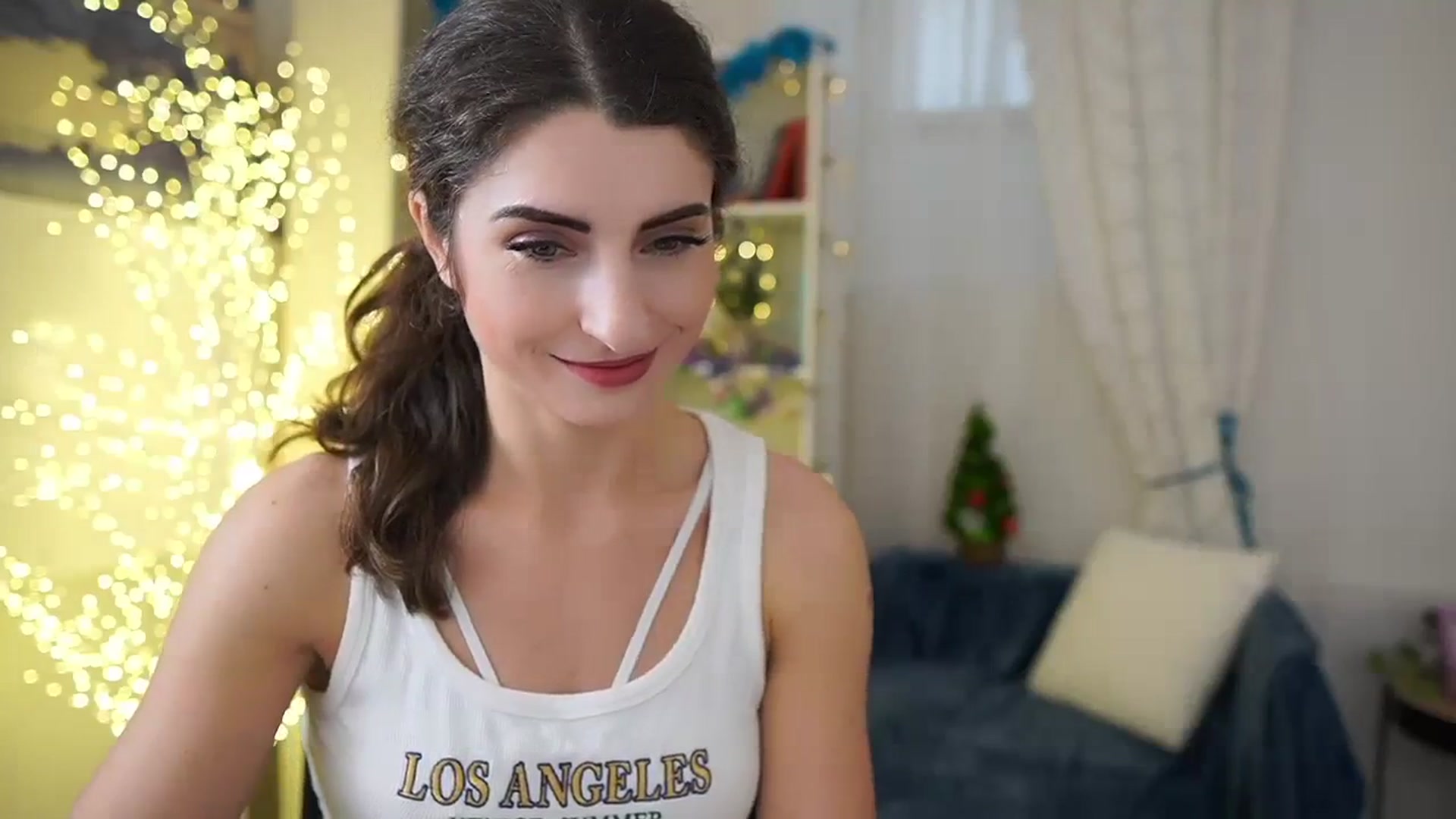 Gallery image thumbnail from EVA__LOVIA_'s myfreecams stream on, 12/15/2023, 11:35 image 17 of 20