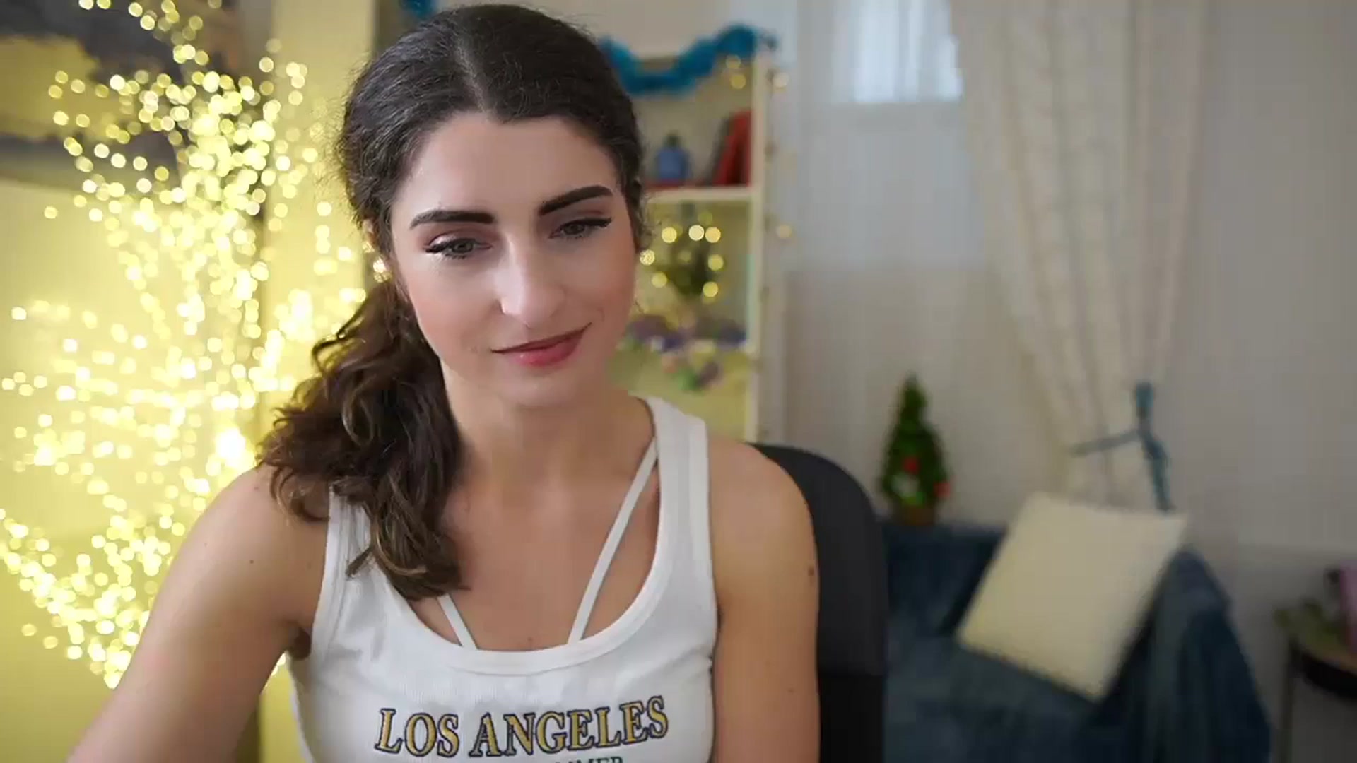 Gallery image thumbnail from EVA__LOVIA_'s myfreecams stream on, 12/15/2023, 12:36 image 3 of 20