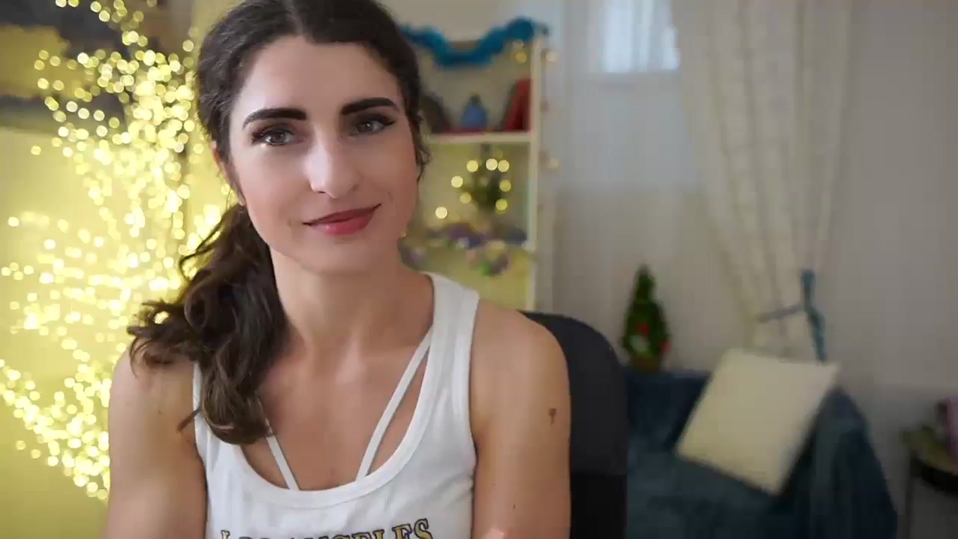 Gallery image thumbnail from EVA__LOVIA_'s myfreecams stream on, 12/15/2023, 12:36 image 4 of 20