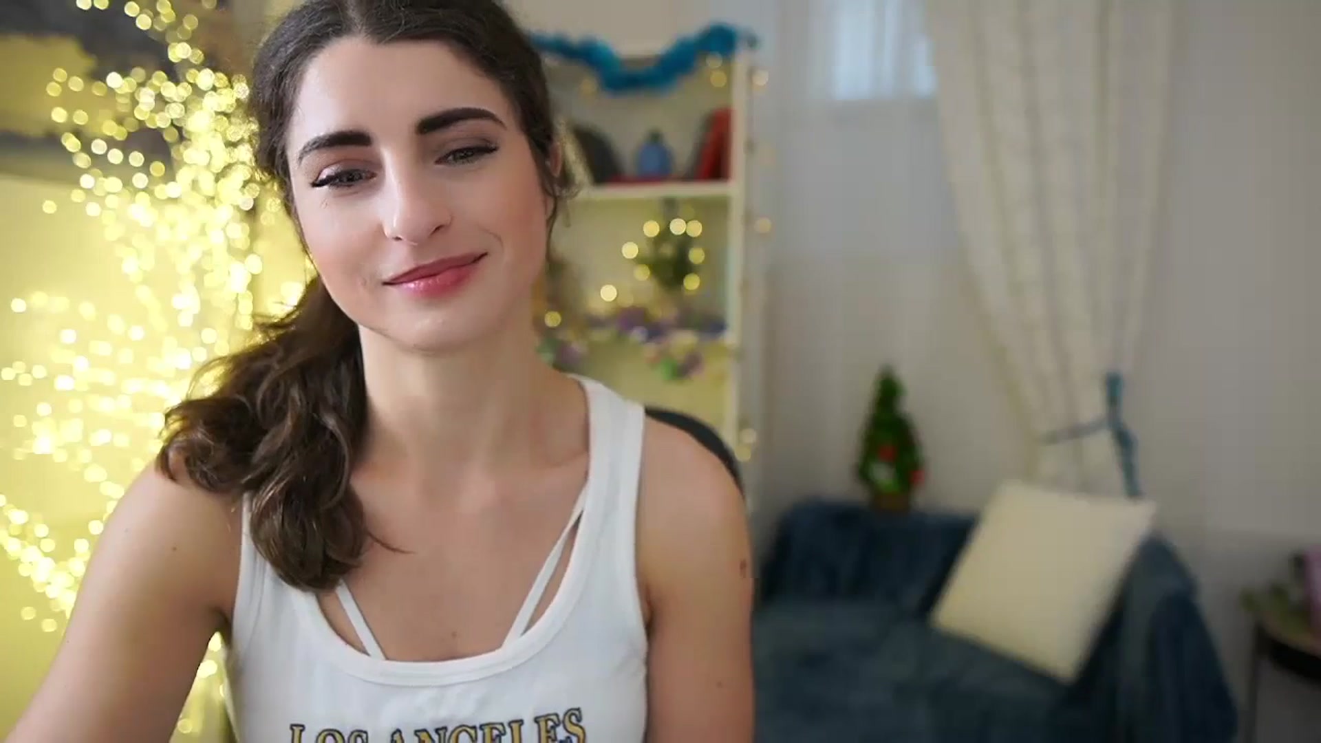 Gallery image thumbnail from EVA__LOVIA_'s myfreecams stream on, 12/15/2023, 13:33 image 16 of 20