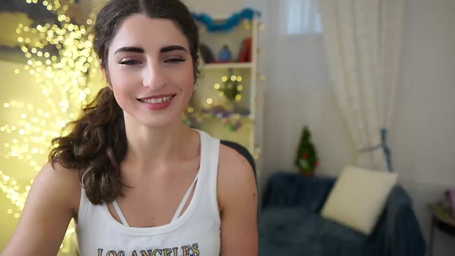Gallery image thumbnail from EVA__LOVIA_'s myfreecams stream on, 12/15/2023, 13:33 image 17 of 20
