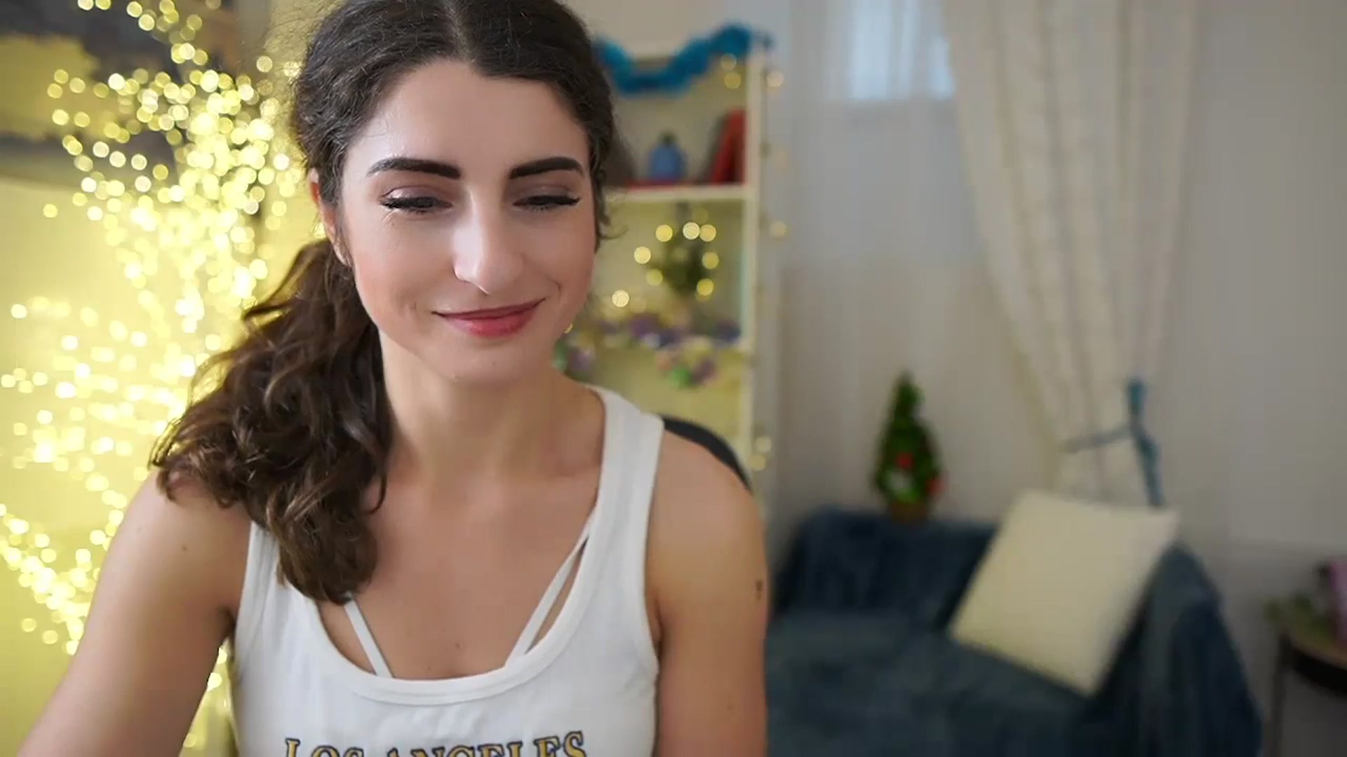 Gallery image thumbnail from EVA__LOVIA_'s myfreecams stream on, 12/15/2023, 13:33 image 15 of 20