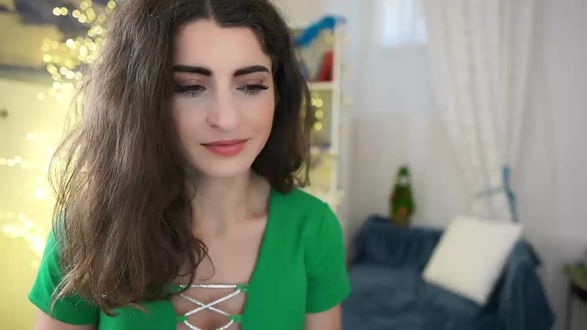Gallery image thumbnail from EVA__LOVIA_'s myfreecams stream on, 12/16/2023, 12:27 image 8 of 20