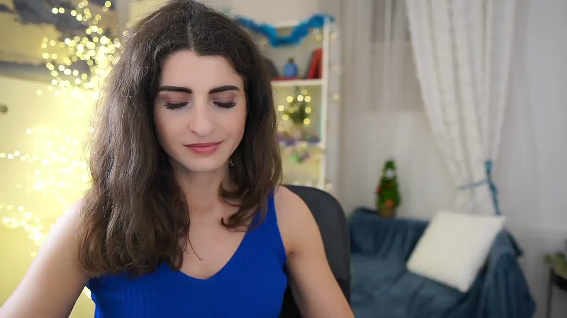 Gallery image thumbnail from EVA__LOVIA_'s myfreecams stream on, 12/16/2023, 19:08 image 16 of 20