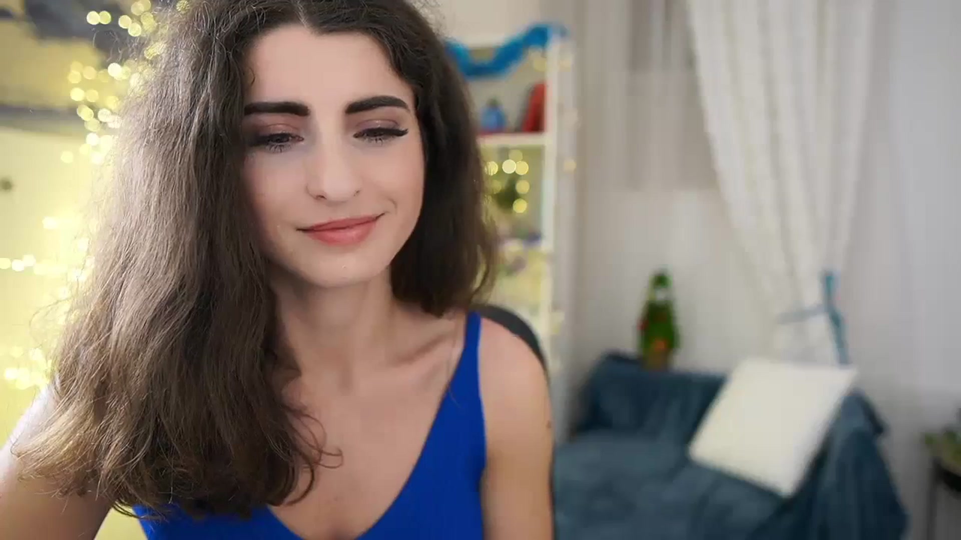 Gallery image thumbnail from EVA__LOVIA_'s myfreecams stream on, 12/16/2023, 19:08 image 11 of 20