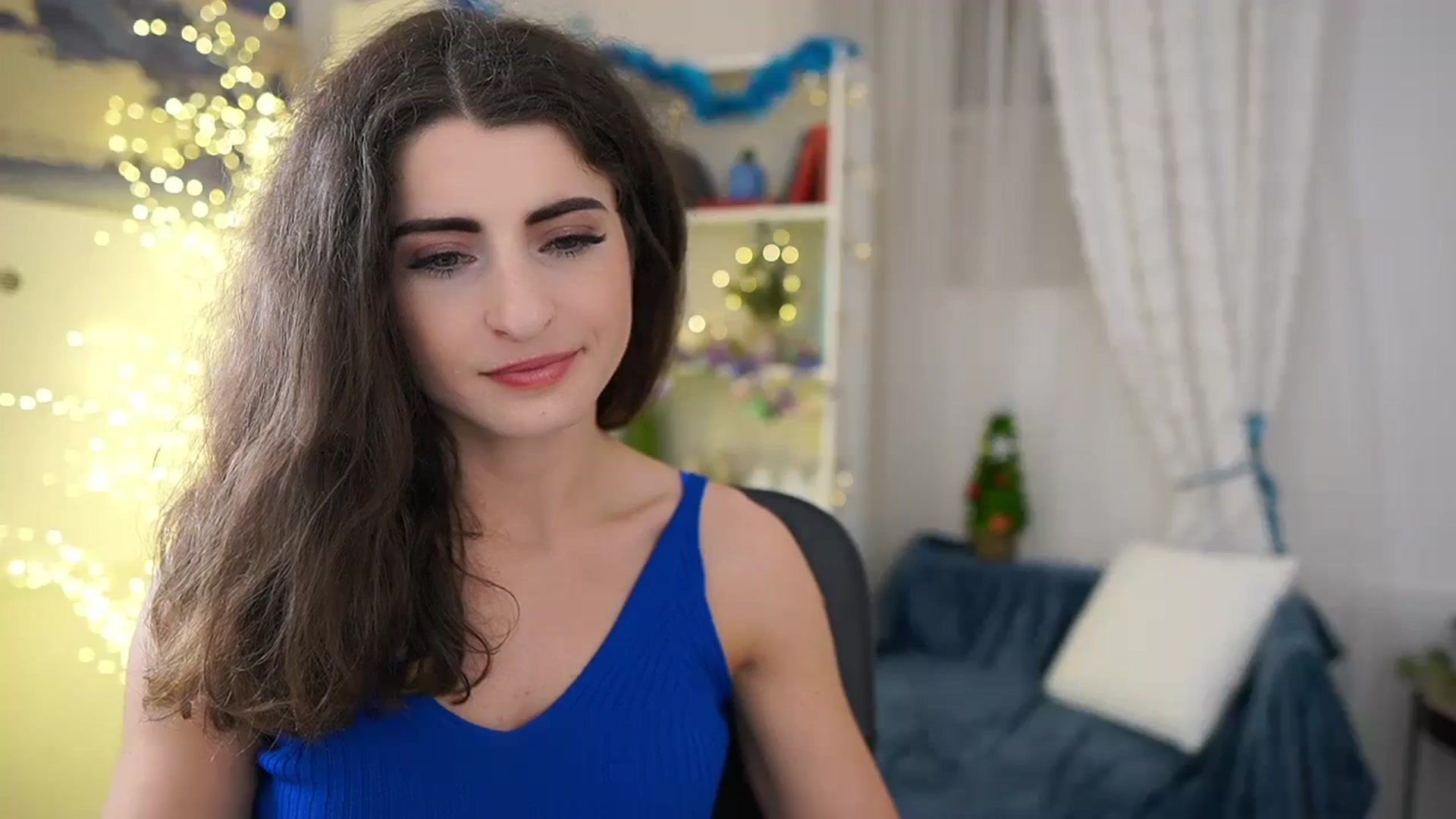 Gallery image thumbnail from EVA__LOVIA_'s myfreecams stream on, 12/16/2023, 19:08 image 4 of 20