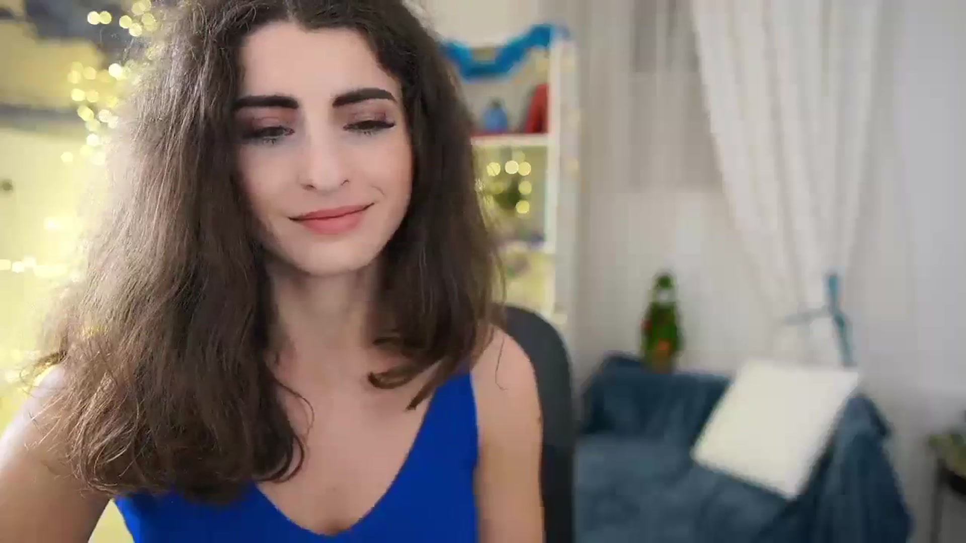 Gallery image thumbnail from EVA__LOVIA_'s myfreecams stream on, 12/16/2023, 19:08 image 13 of 20