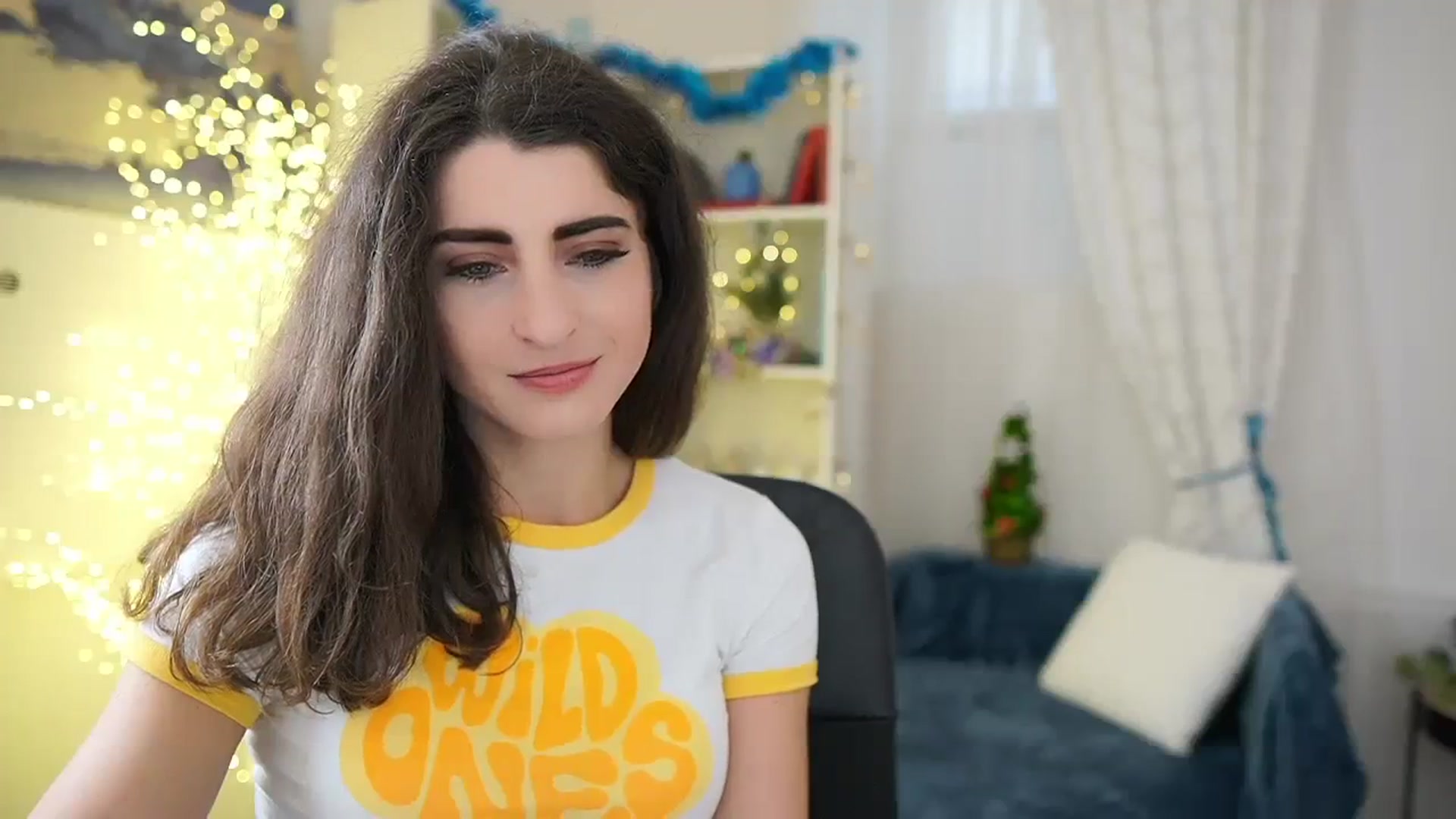 Gallery image thumbnail from EVA__LOVIA_'s myfreecams stream on, 12/18/2023, 12:27 image 11 of 20