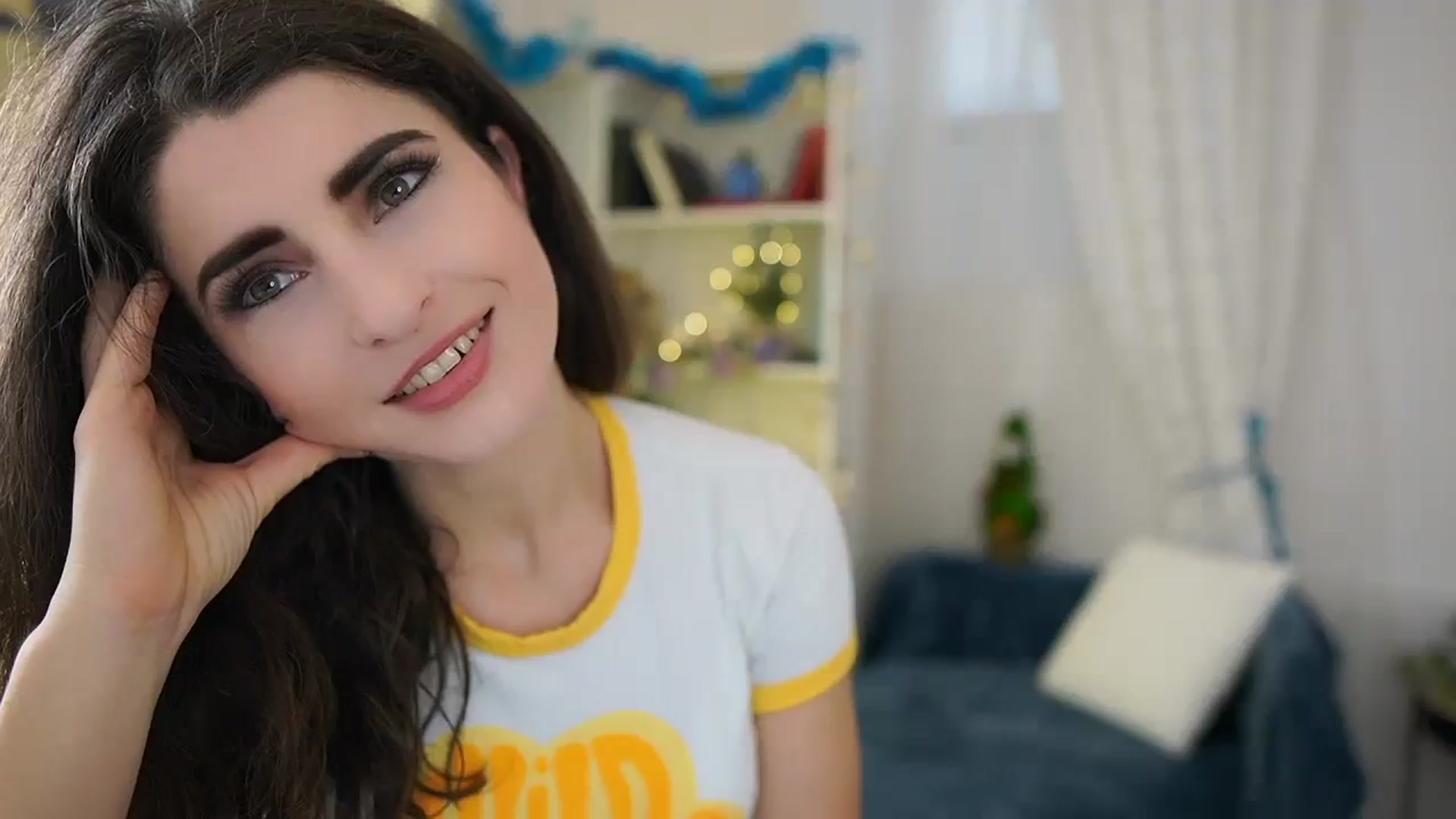 Gallery image thumbnail from EVA__LOVIA_'s myfreecams stream on, 12/18/2023, 13:22 image 1 of 20