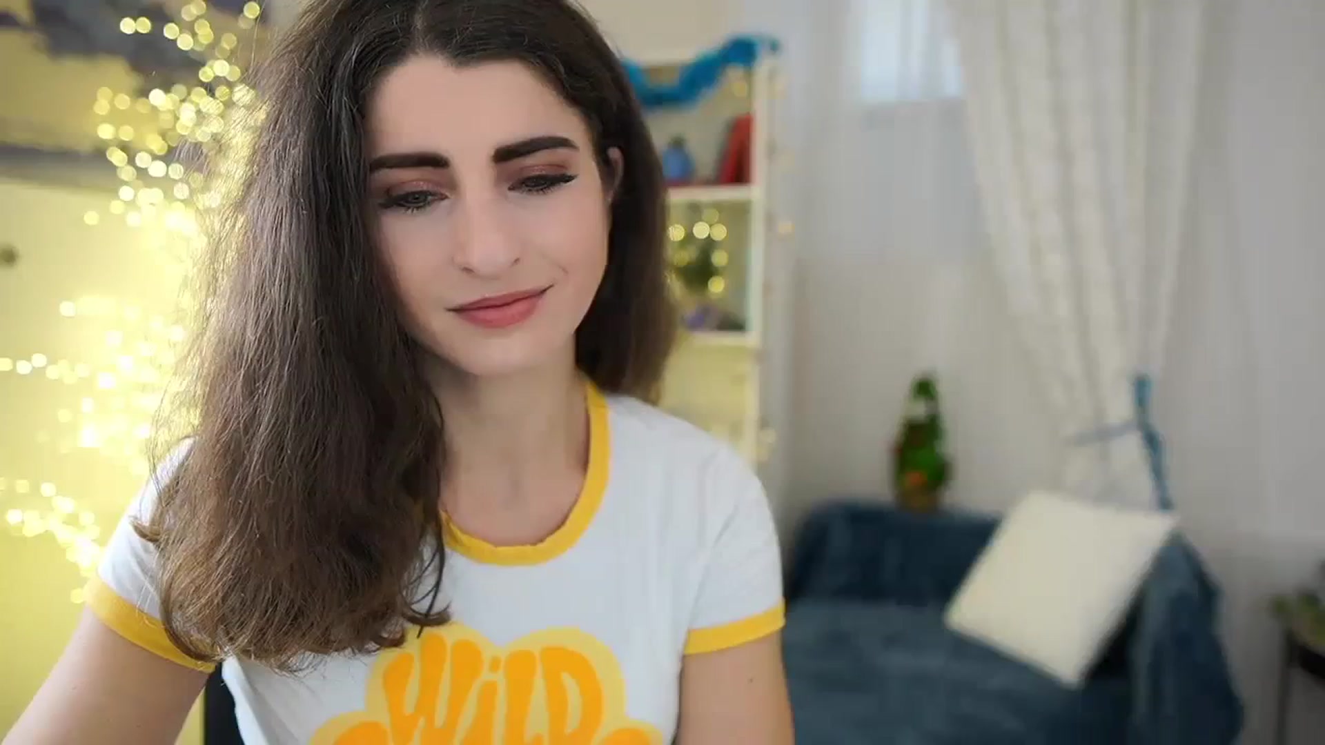 Gallery image thumbnail from EVA__LOVIA_'s myfreecams stream on, 12/18/2023, 13:22 image 7 of 20