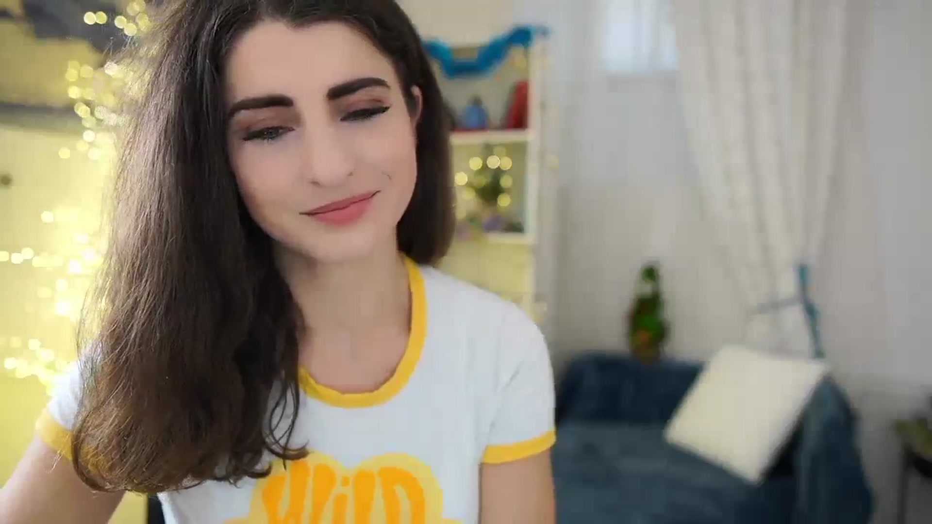 Gallery image thumbnail from EVA__LOVIA_'s myfreecams stream on, 12/18/2023, 13:22 image 2 of 20