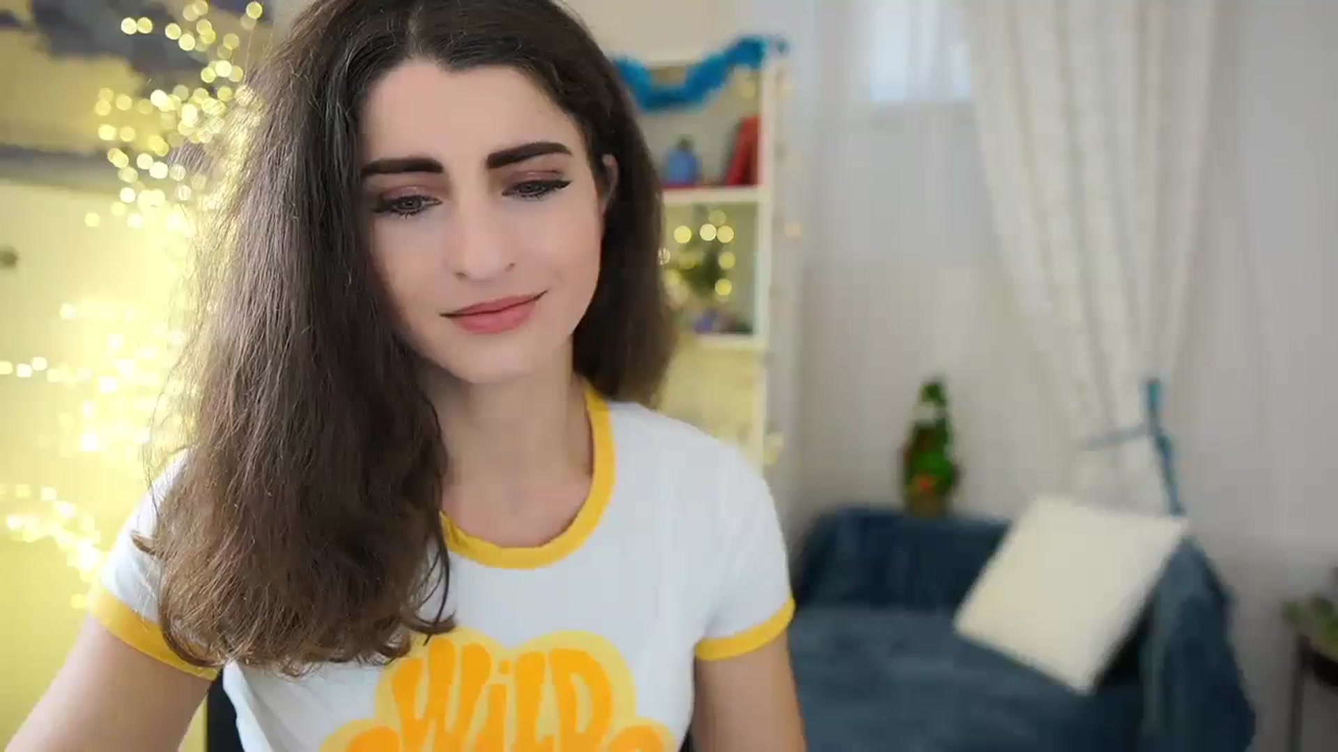 Gallery image thumbnail from EVA__LOVIA_'s myfreecams stream on, 12/18/2023, 13:22 image 9 of 20