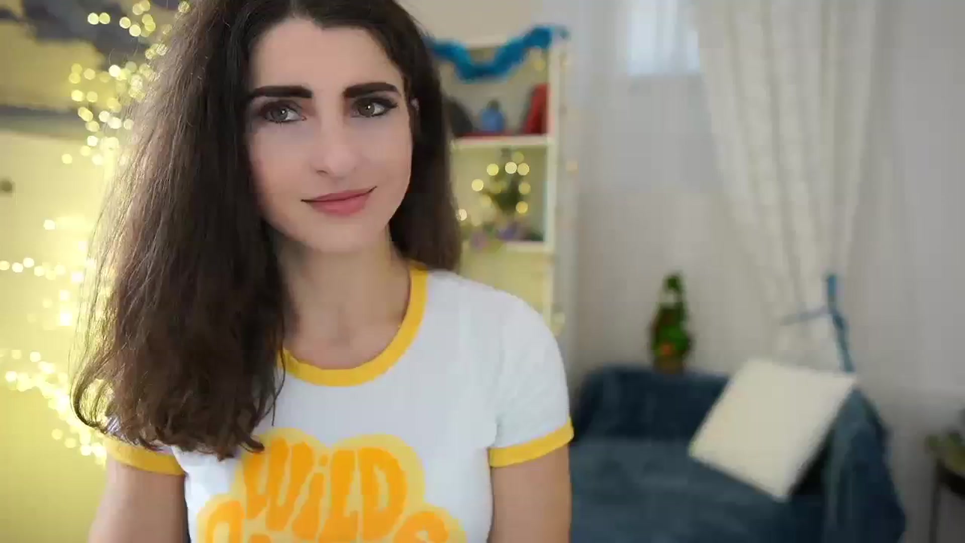 Gallery image thumbnail from EVA__LOVIA_'s myfreecams stream on, 12/18/2023, 13:22 image 11 of 20