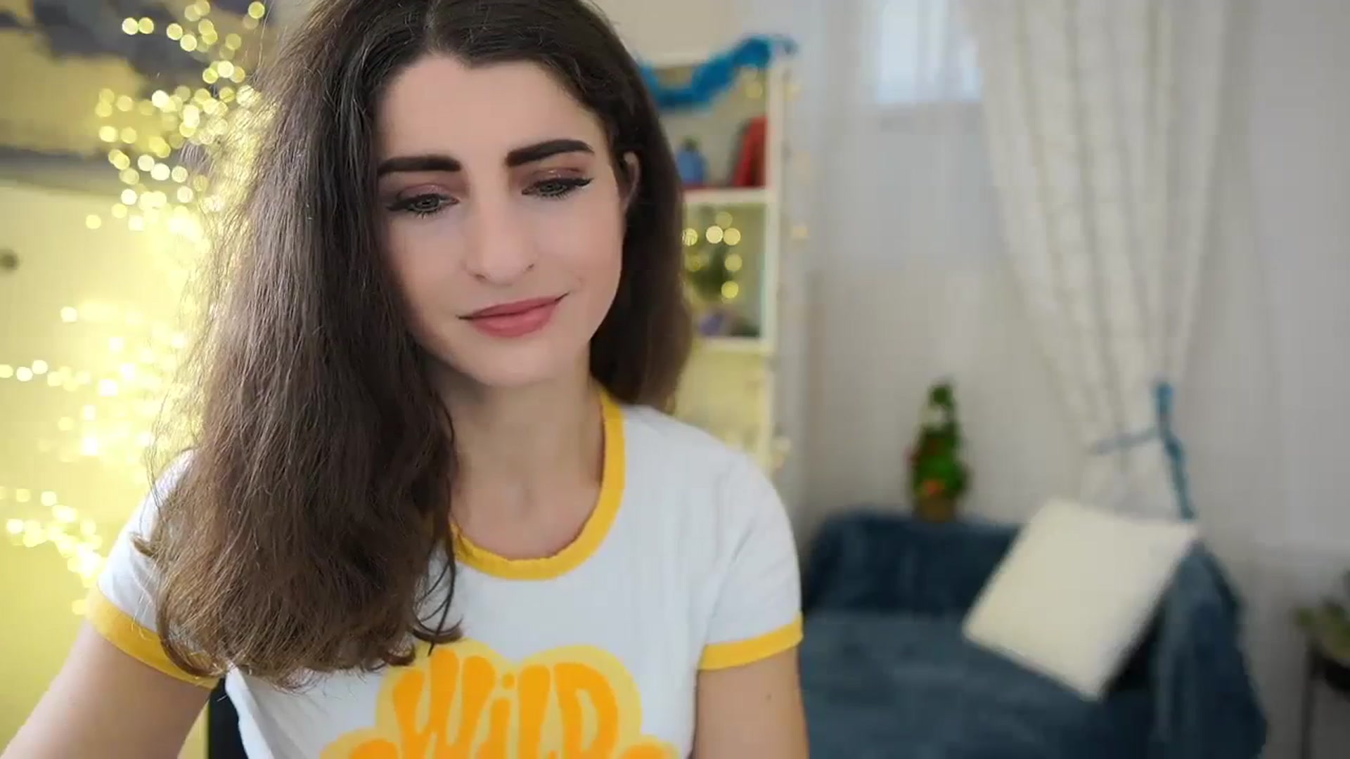 Gallery image thumbnail from EVA__LOVIA_'s myfreecams stream on, 12/18/2023, 13:22 image 6 of 20