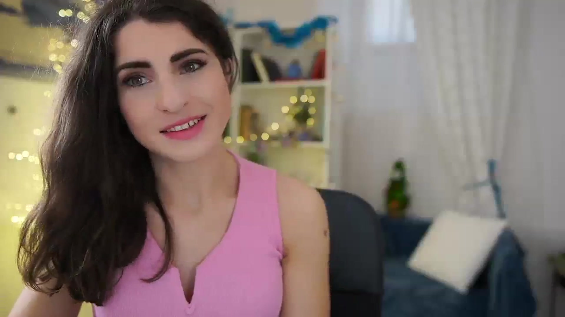 Gallery image thumbnail from EVA__LOVIA_'s myfreecams stream on, 12/22/2023, 11:03 image 17 of 20
