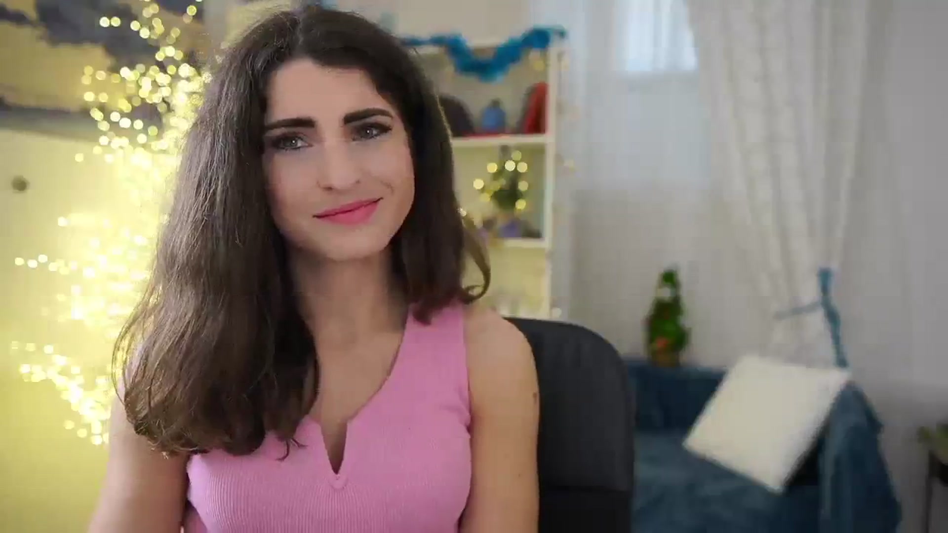 Gallery image thumbnail from EVA__LOVIA_'s myfreecams stream on, 12/22/2023, 11:03 image 14 of 20