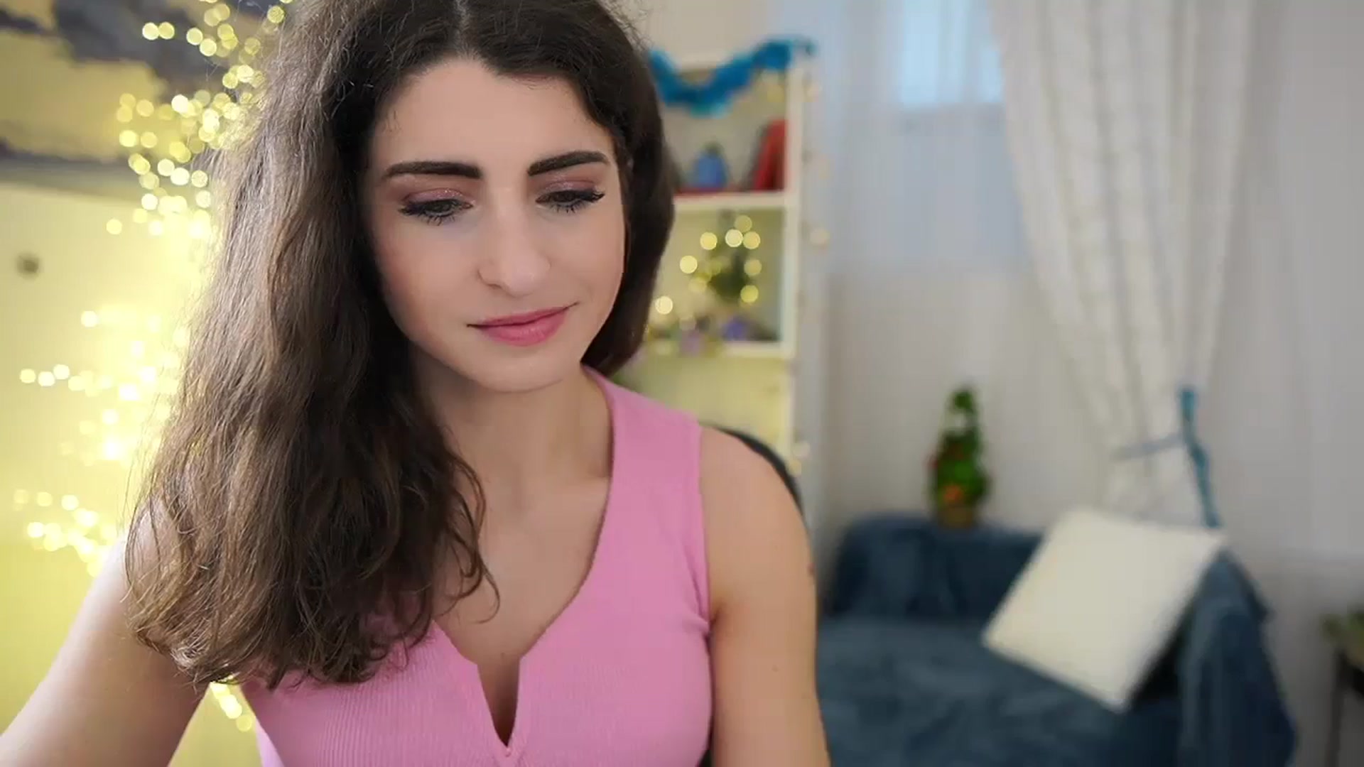 Gallery image thumbnail from EVA__LOVIA_'s myfreecams stream on, 12/22/2023, 12:22 image 4 of 20