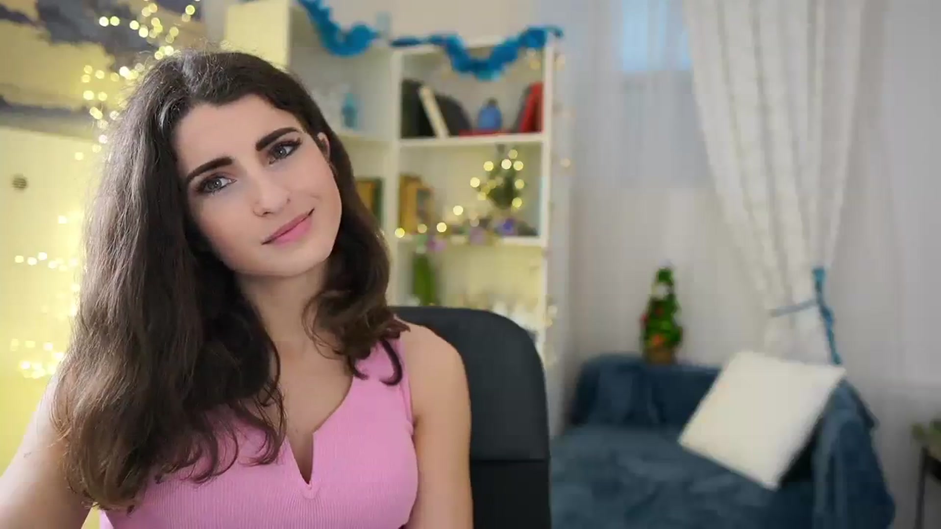 Gallery image thumbnail from EVA__LOVIA_'s myfreecams stream on, 12/22/2023, 14:09 image 12 of 20