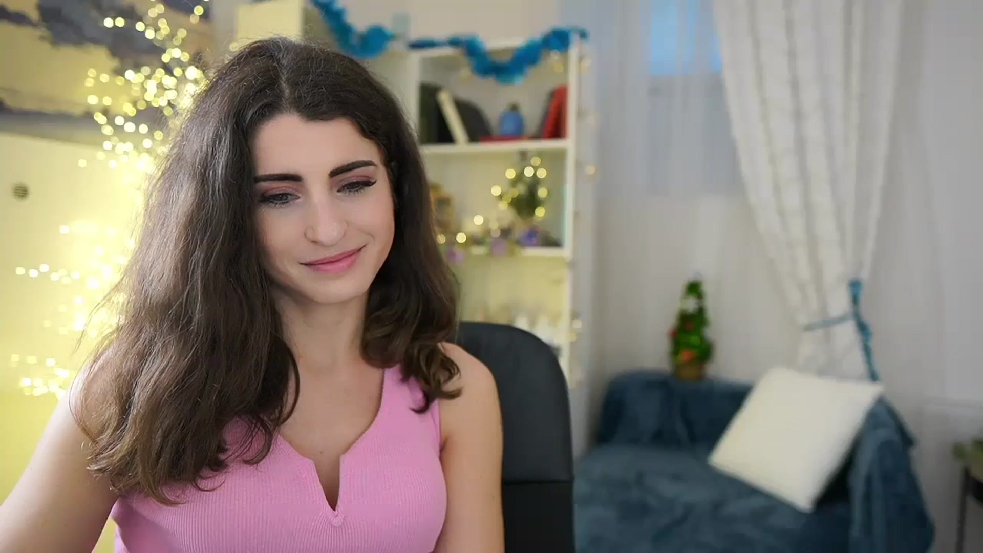Gallery image thumbnail from EVA__LOVIA_'s myfreecams stream on, 12/22/2023, 14:09 image 7 of 20