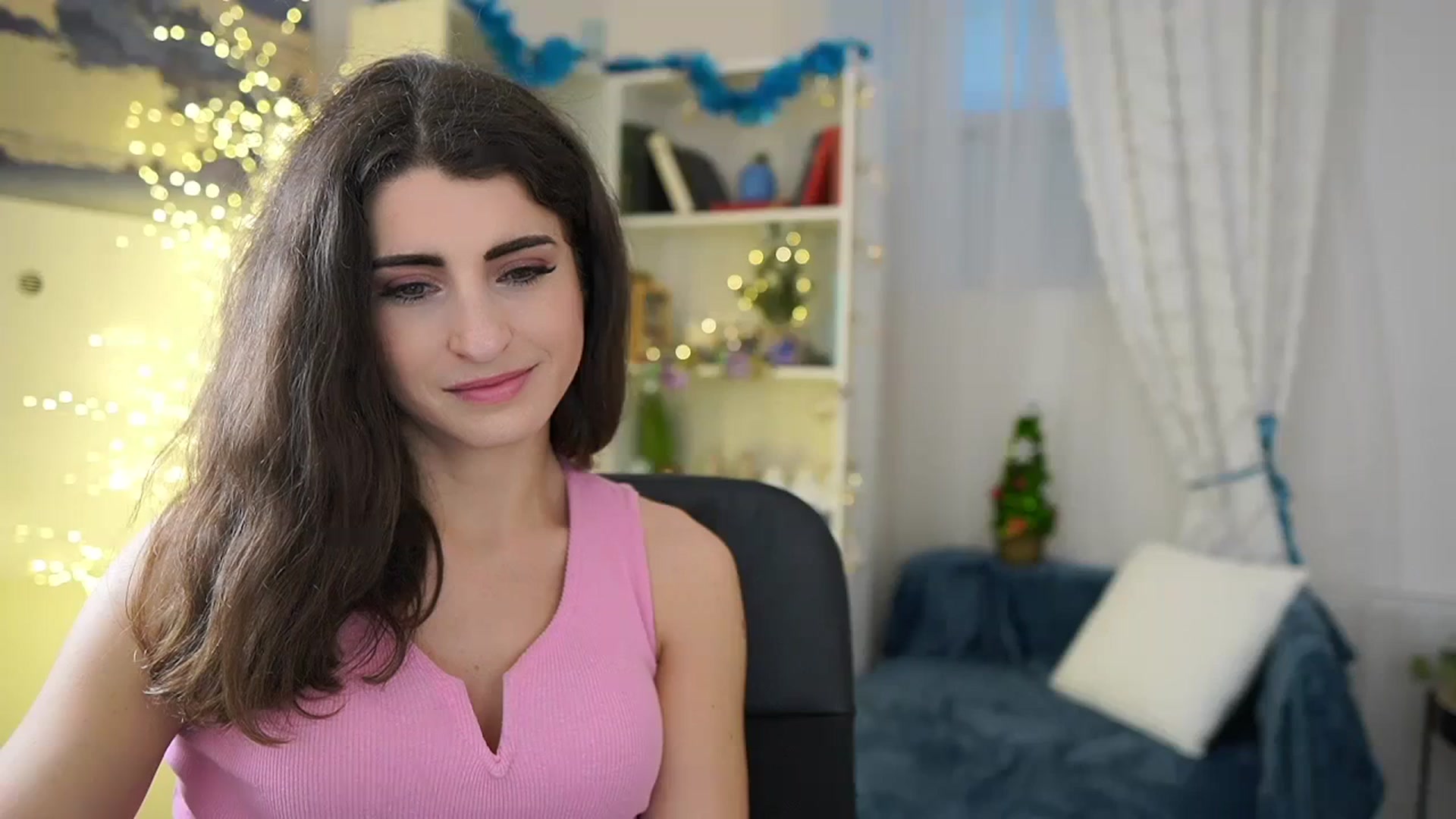 Gallery image thumbnail from EVA__LOVIA_'s myfreecams stream on, 12/22/2023, 14:09 image 6 of 20
