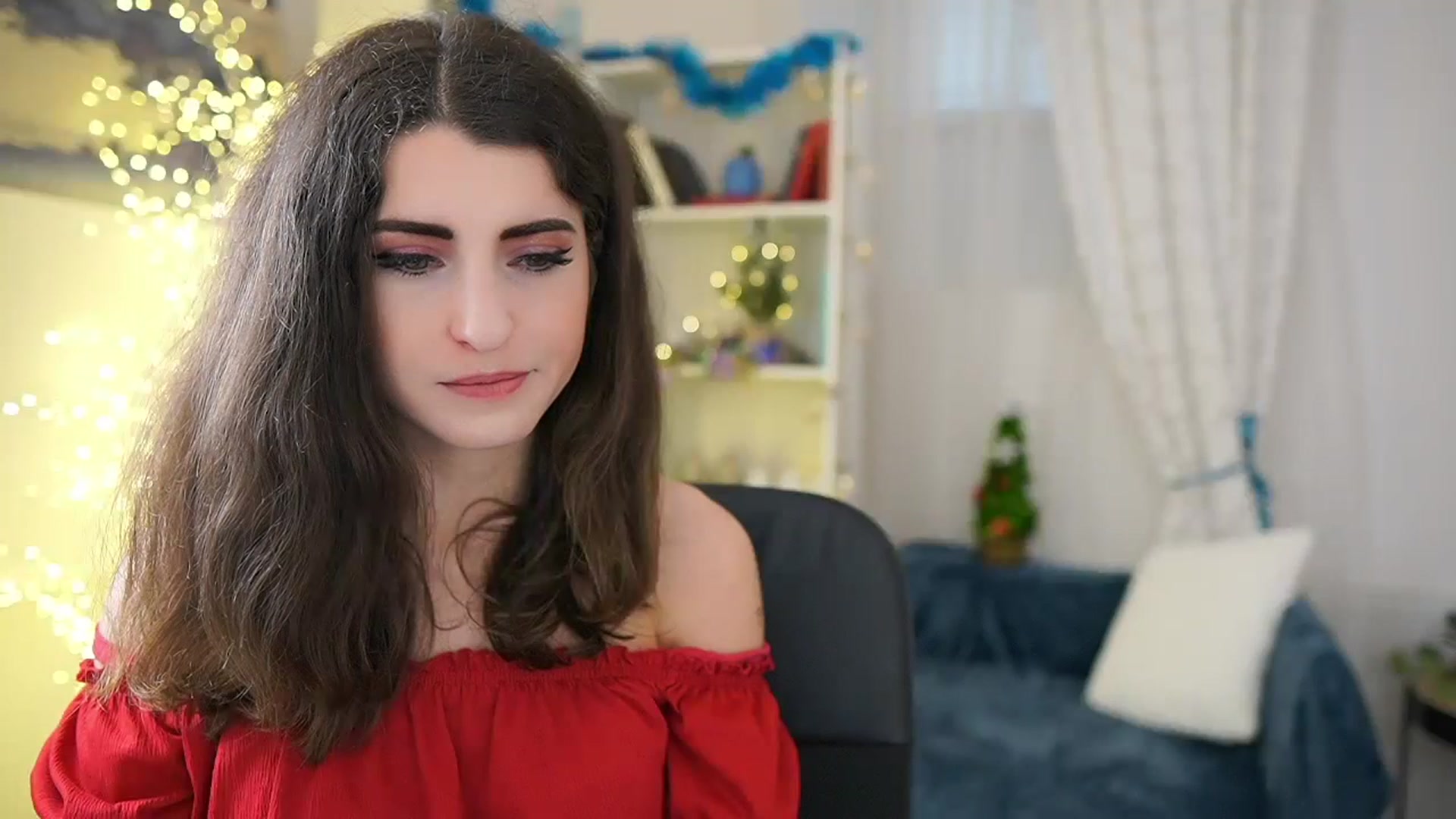 Gallery image thumbnail from EVA__LOVIA_'s myfreecams stream on, 12/24/2023, 08:50 image 16 of 20