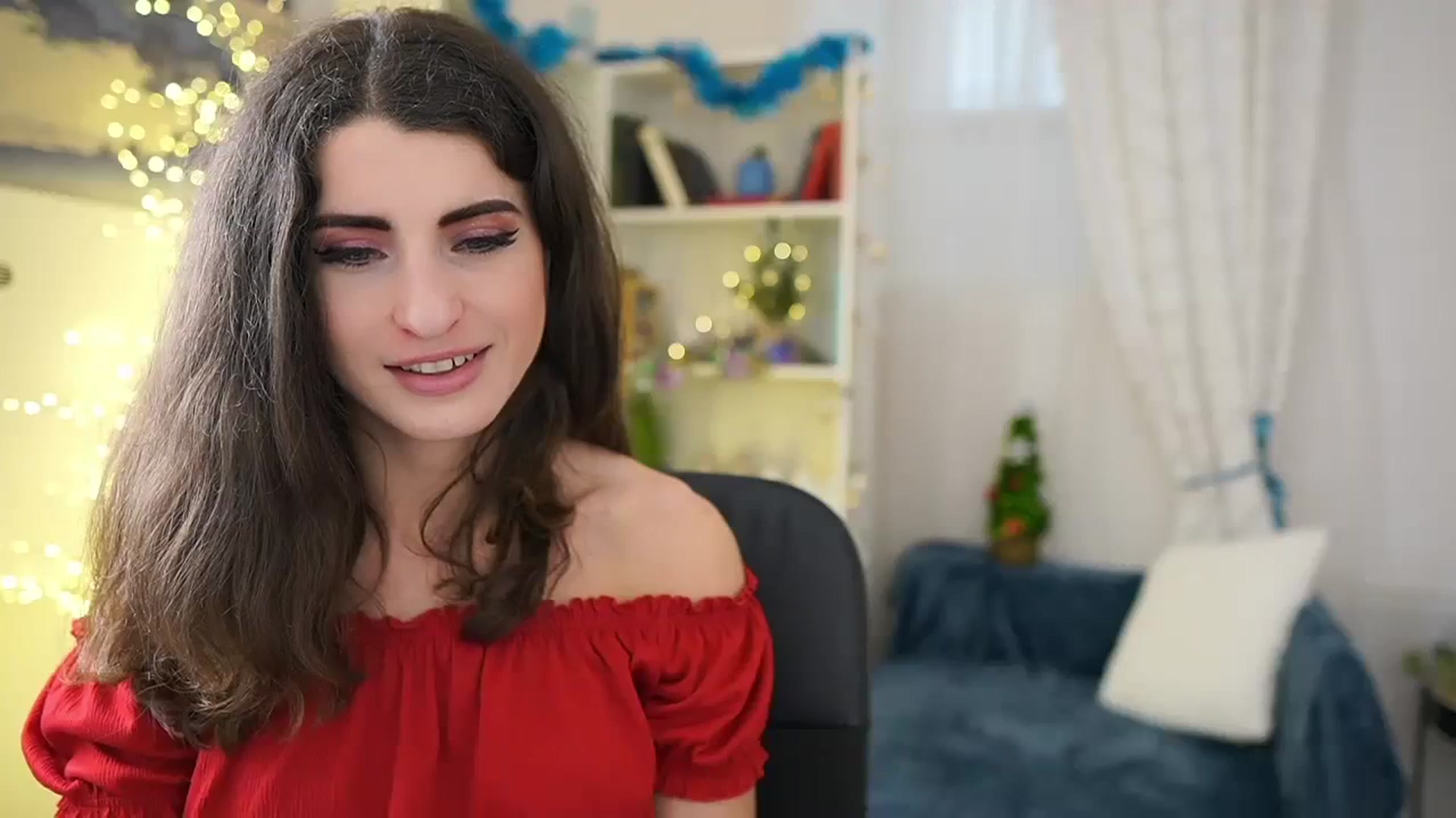 Gallery image thumbnail from EVA__LOVIA_'s myfreecams stream on, 12/24/2023, 12:30 image 14 of 20