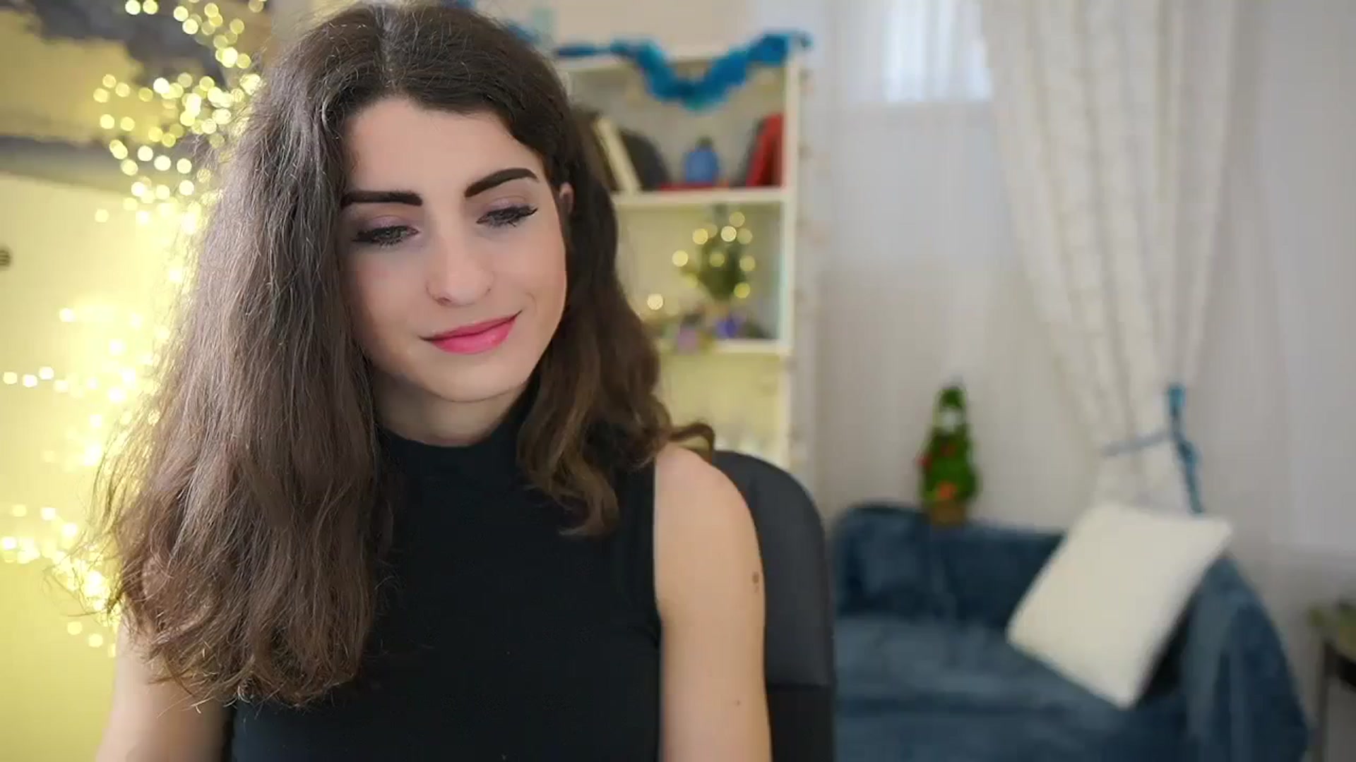 Gallery image thumbnail from EVA__LOVIA_'s myfreecams stream on, 12/27/2023, 11:34 image 17 of 20