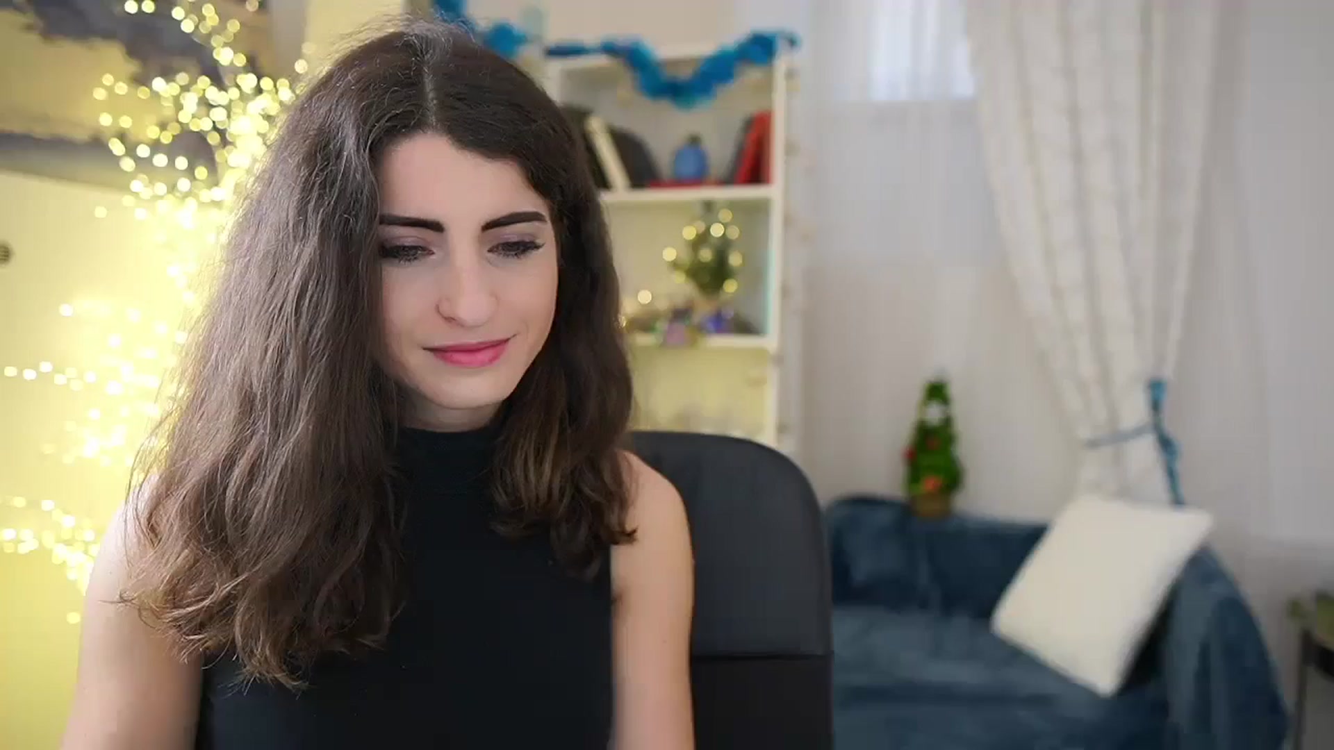 Gallery image thumbnail from EVA__LOVIA_'s myfreecams stream on, 12/27/2023, 13:17 image 14 of 20