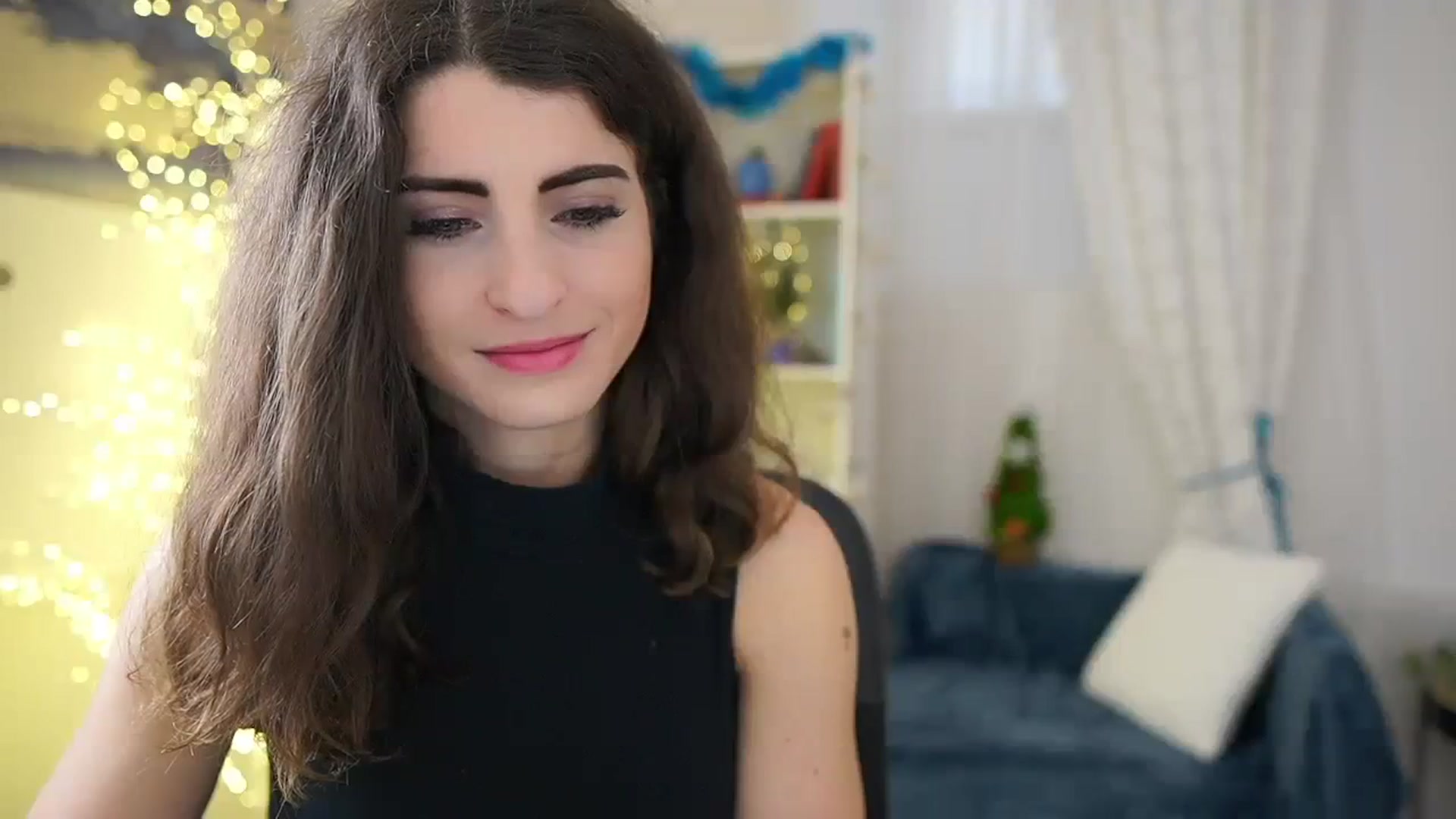 Gallery image thumbnail from EVA__LOVIA_'s myfreecams stream on, 12/27/2023, 13:17 image 9 of 20