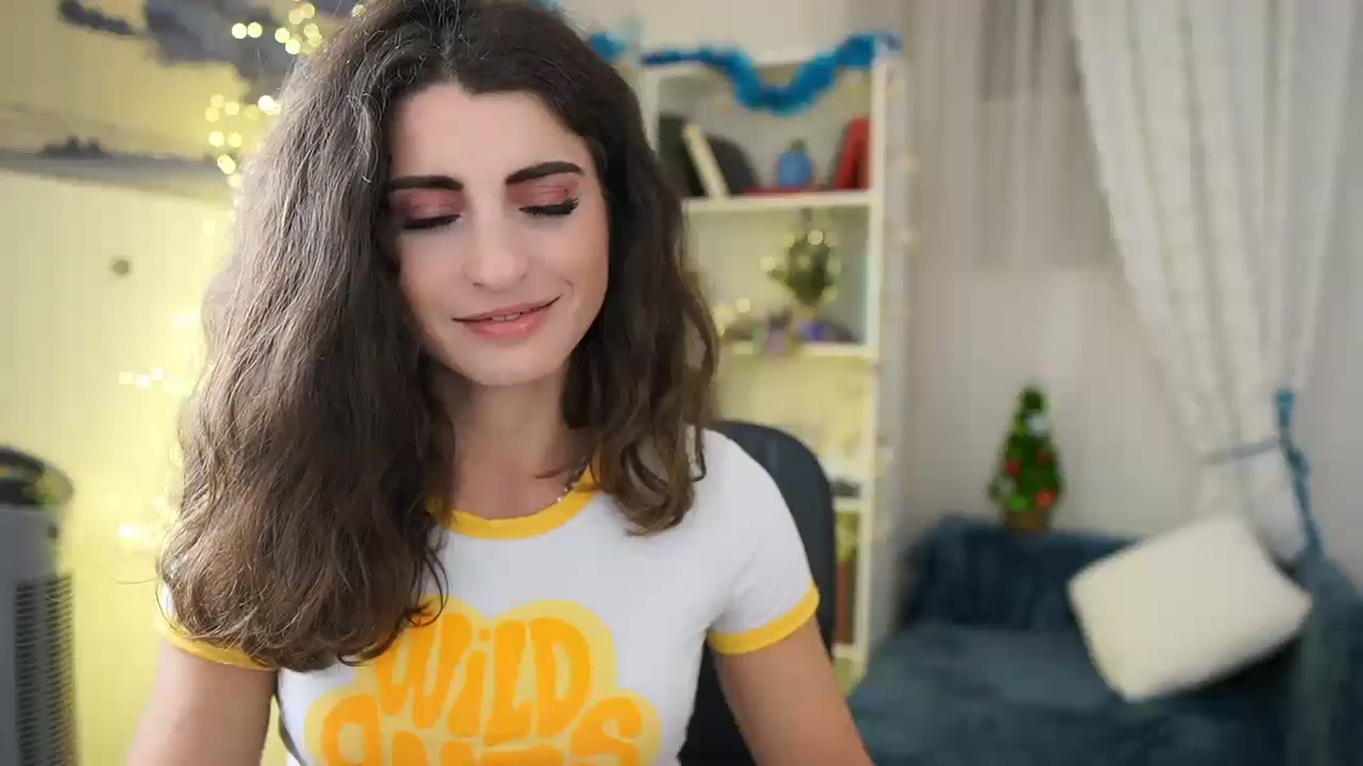Gallery image thumbnail from EVA__LOVIA_'s myfreecams stream on, 12/31/2023, 16:13 image 14 of 20