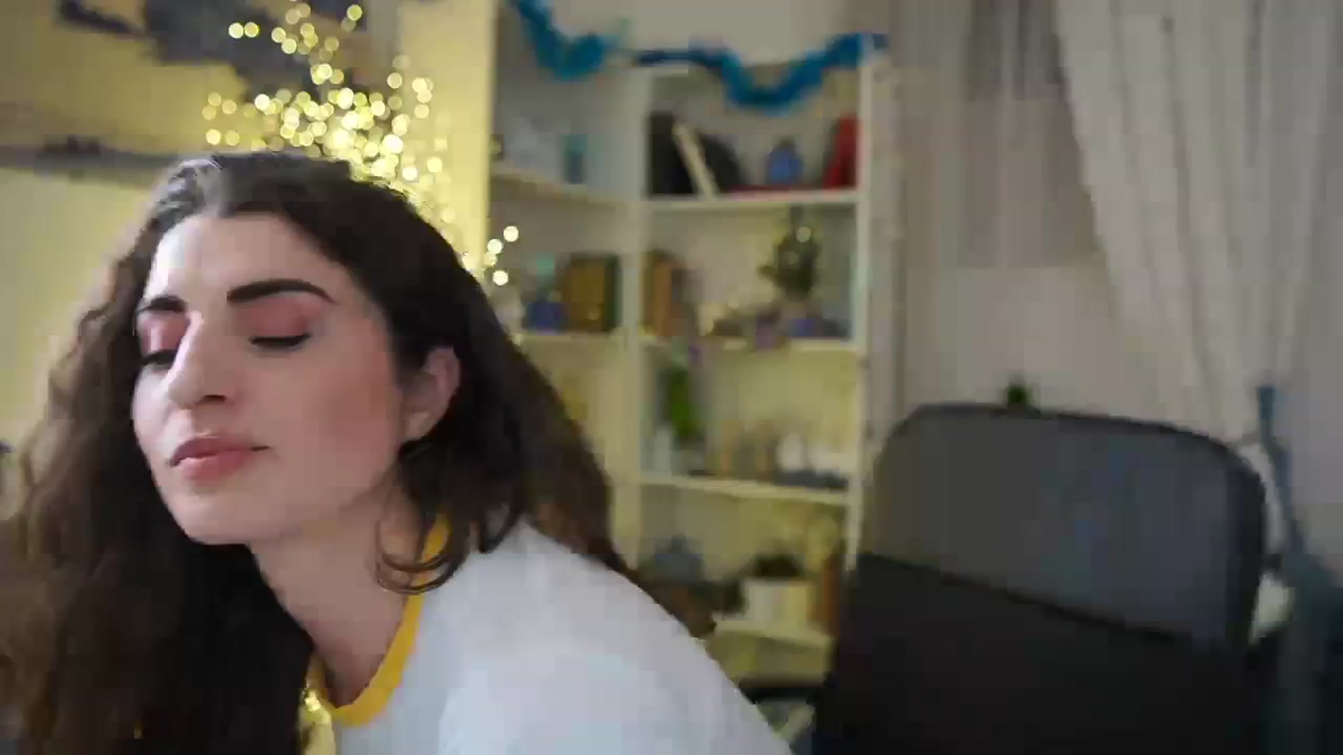 Gallery image thumbnail from EVA__LOVIA_'s myfreecams stream on, 12/31/2023, 17:36 image 4 of 20