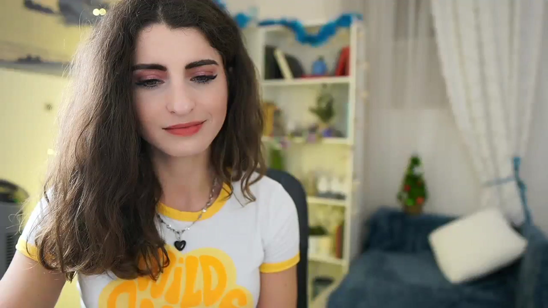 Gallery image thumbnail from EVA__LOVIA_'s myfreecams stream on, 12/31/2023, 22:02 image 16 of 20