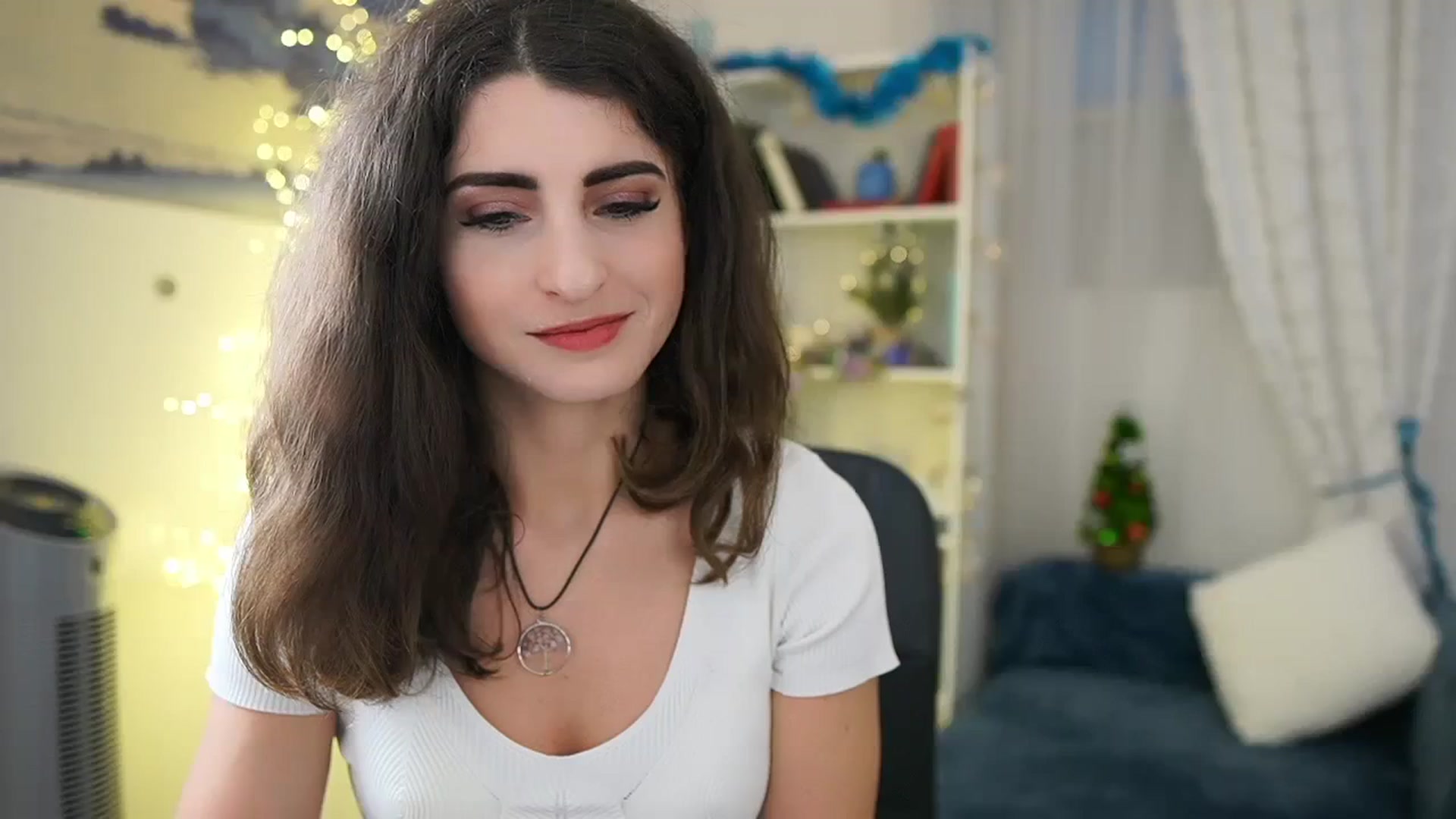 Gallery image thumbnail from EVA__LOVIA_'s myfreecams stream on, 01/01/2024, 15:47 image 4 of 20