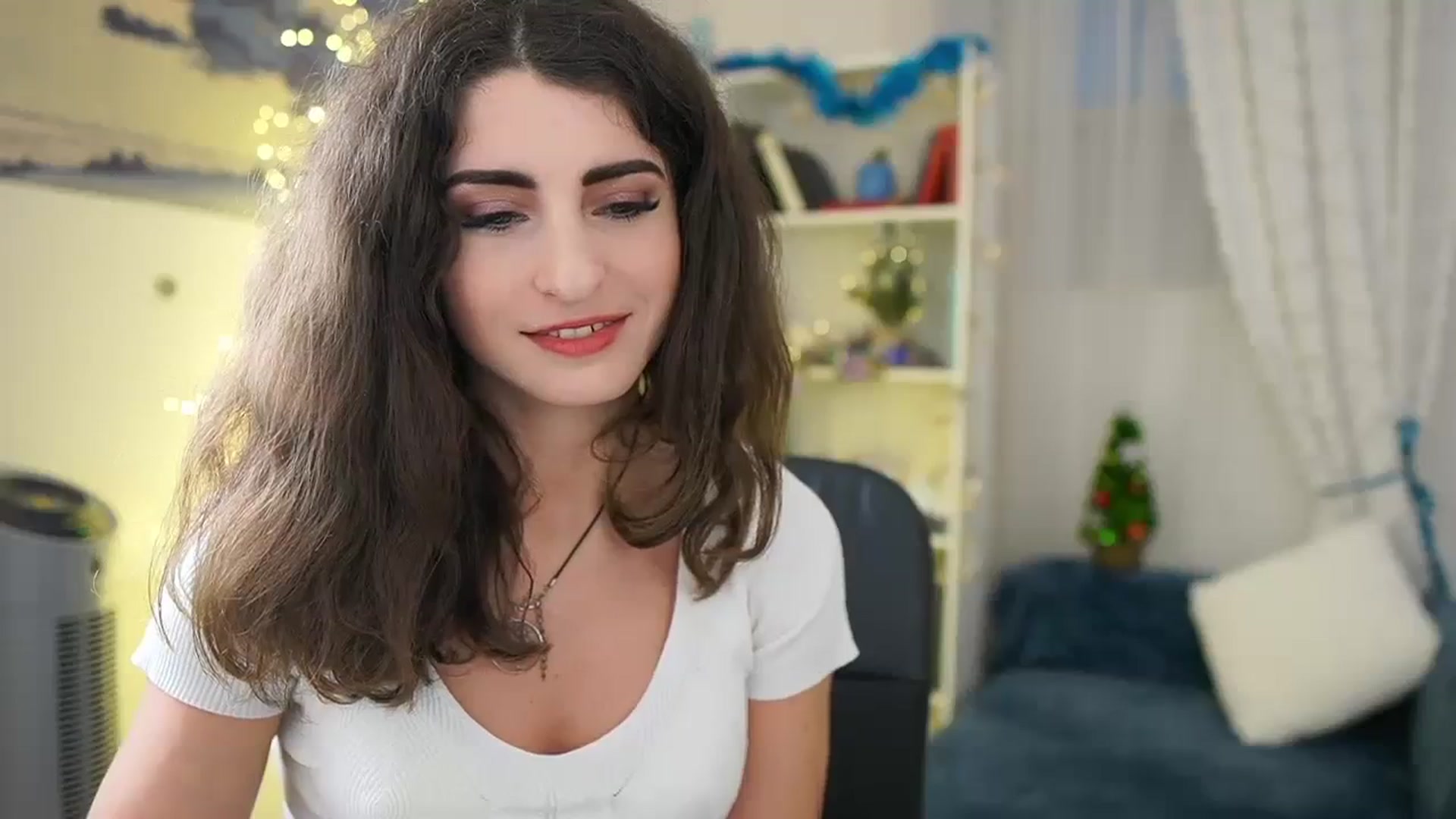 Gallery image thumbnail from EVA__LOVIA_'s myfreecams stream on, 01/01/2024, 15:47 image 3 of 20
