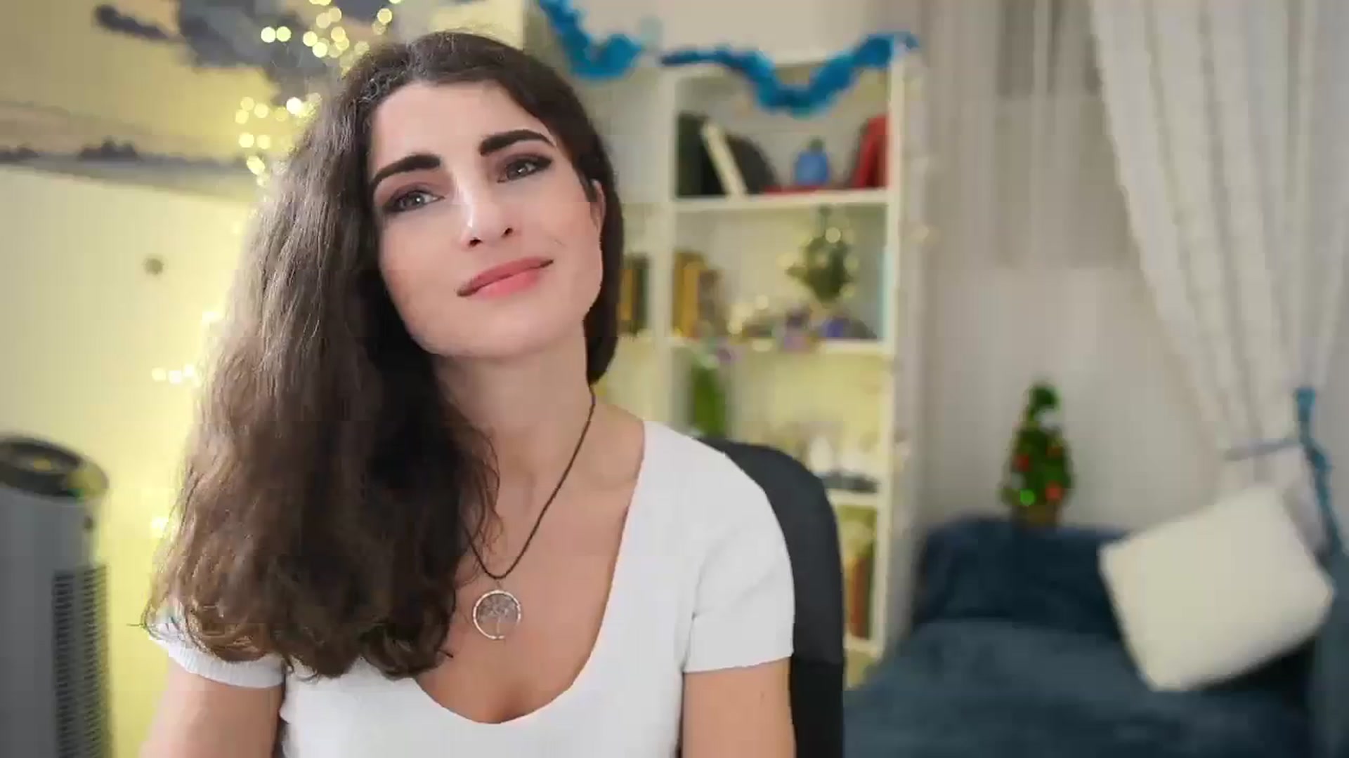 Gallery image thumbnail from EVA__LOVIA_'s myfreecams stream on, 01/01/2024, 17:10 image 4 of 20