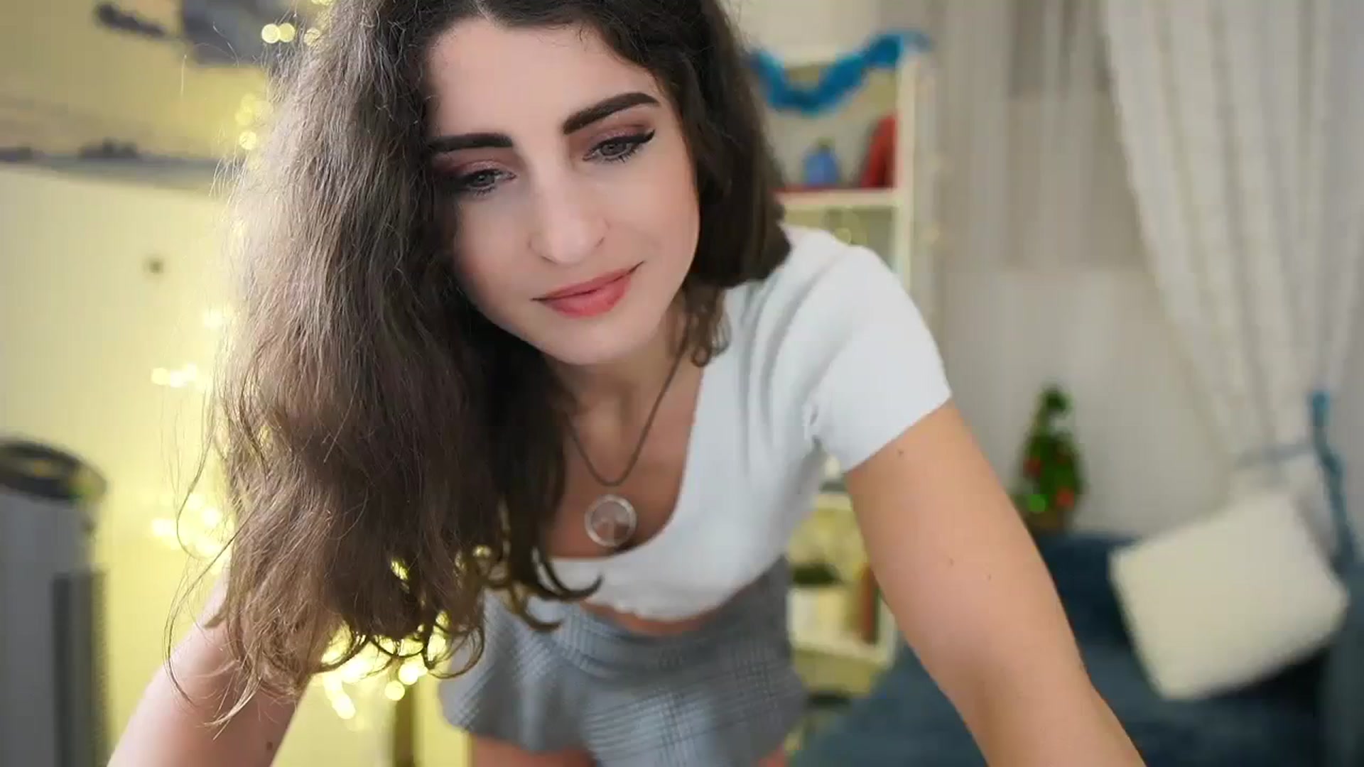 Gallery image thumbnail from EVA__LOVIA_'s myfreecams stream on, 01/01/2024, 17:10 image 9 of 20