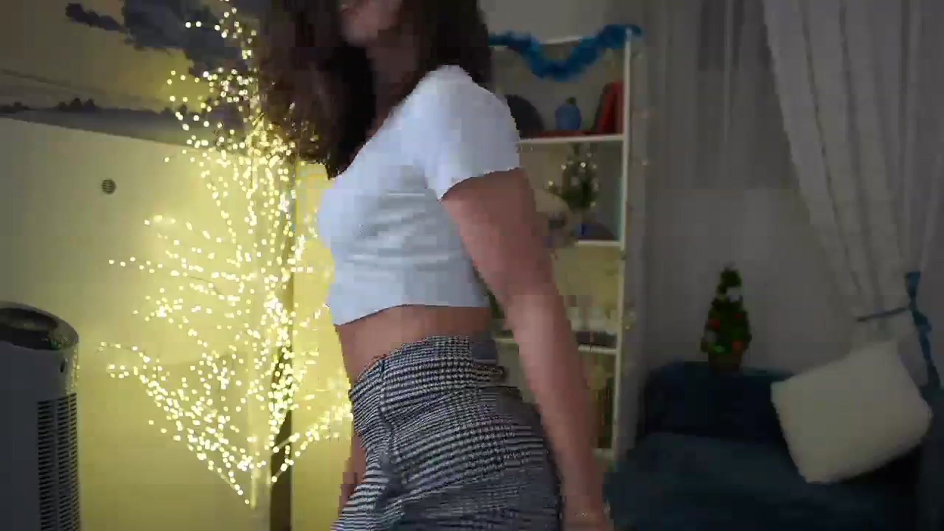 Gallery image thumbnail from EVA__LOVIA_'s myfreecams stream on, 01/01/2024, 18:53 image 8 of 20
