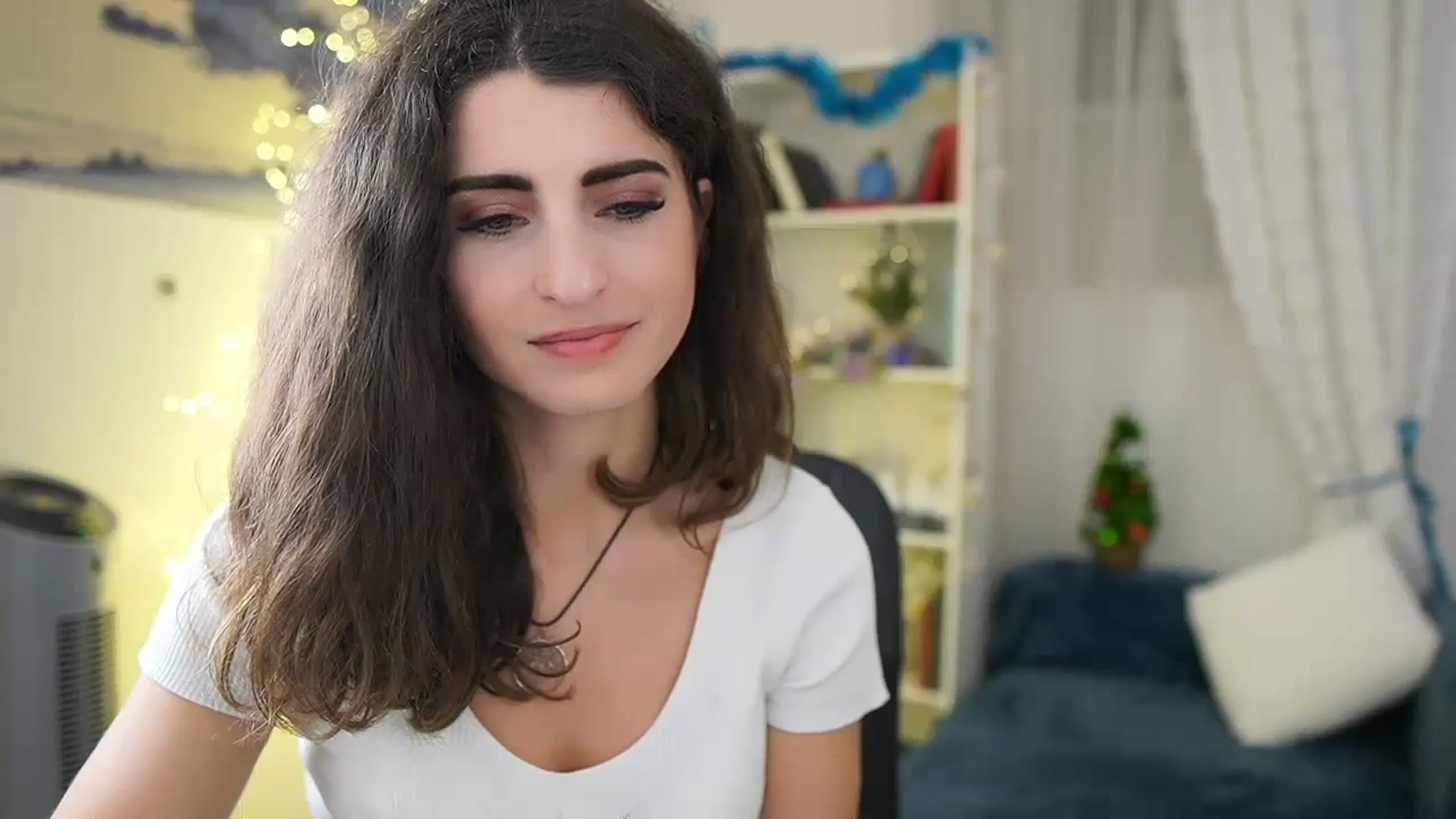 Gallery image thumbnail from EVA__LOVIA_'s myfreecams stream on, 01/01/2024, 18:53 image 3 of 20