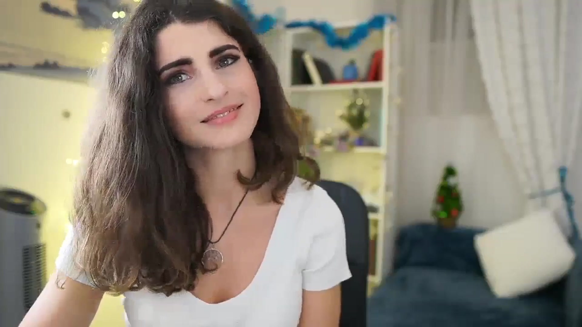 Gallery image thumbnail from EVA__LOVIA_'s myfreecams stream on, 01/01/2024, 18:53 image 5 of 20