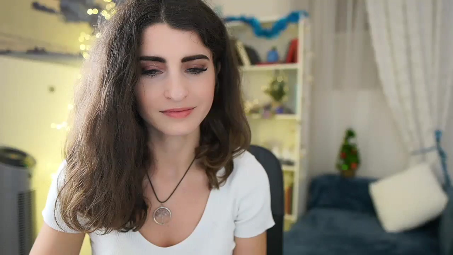 Gallery image thumbnail from EVA__LOVIA_'s myfreecams stream on, 01/01/2024, 18:53 image 15 of 20