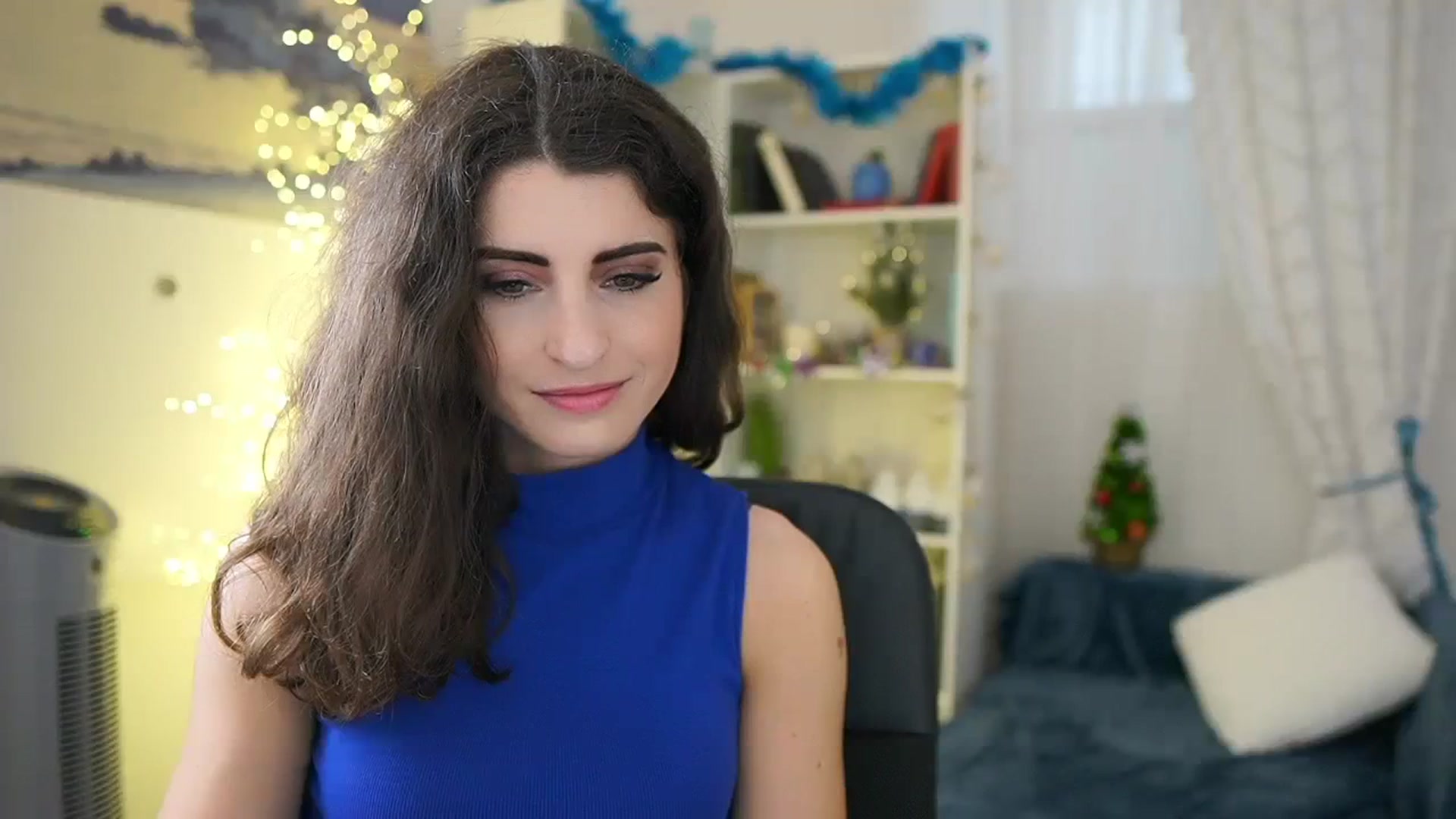 Gallery image thumbnail from EVA__LOVIA_'s myfreecams stream on, 01/02/2024, 12:40 image 17 of 20